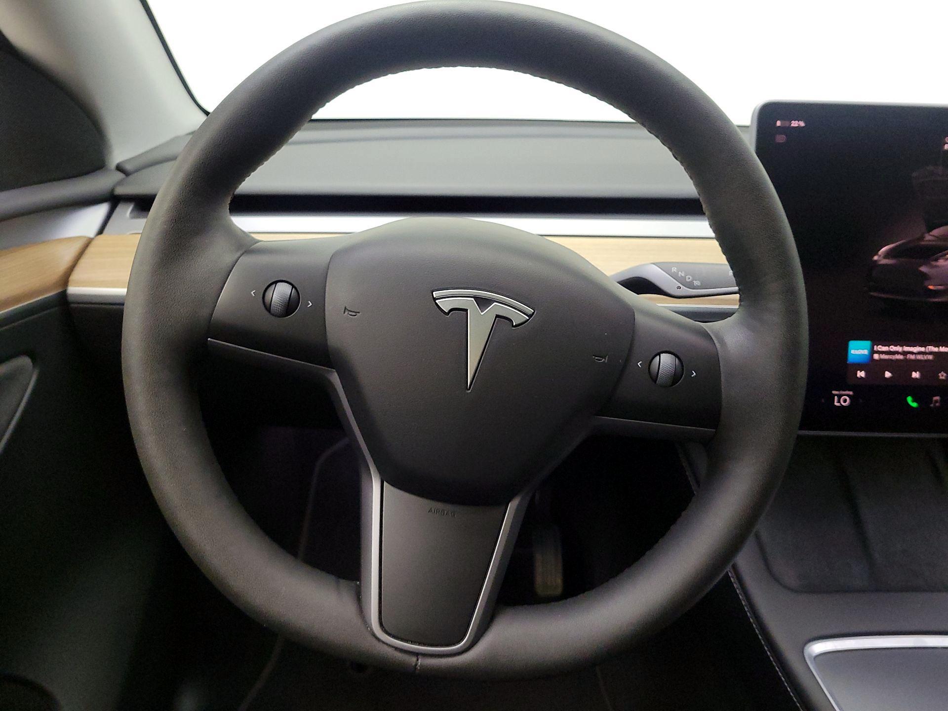 Thumbnail: 2023 Tesla Model Y - 10