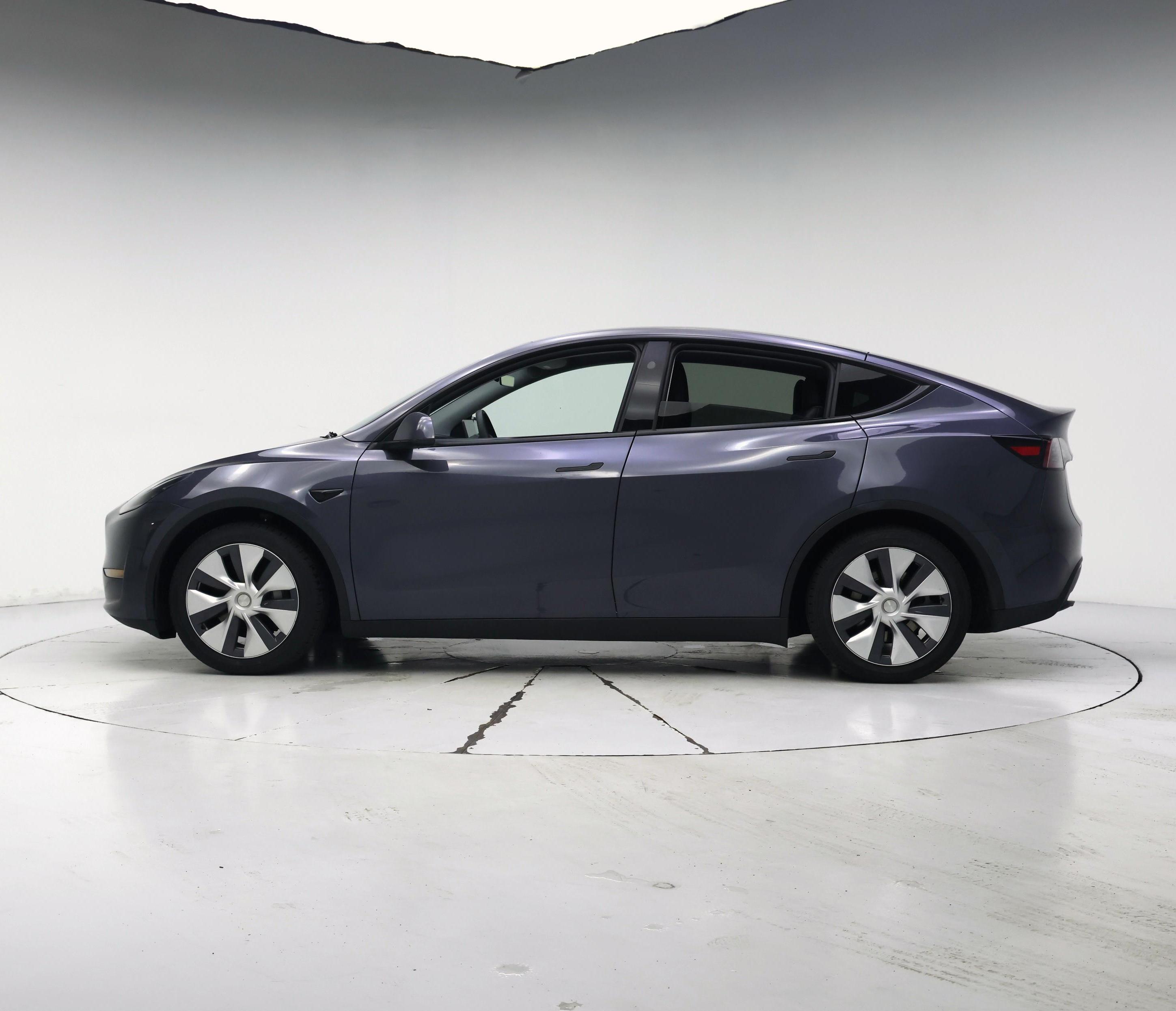 Thumbnail: 2023 Tesla Model Y - 3