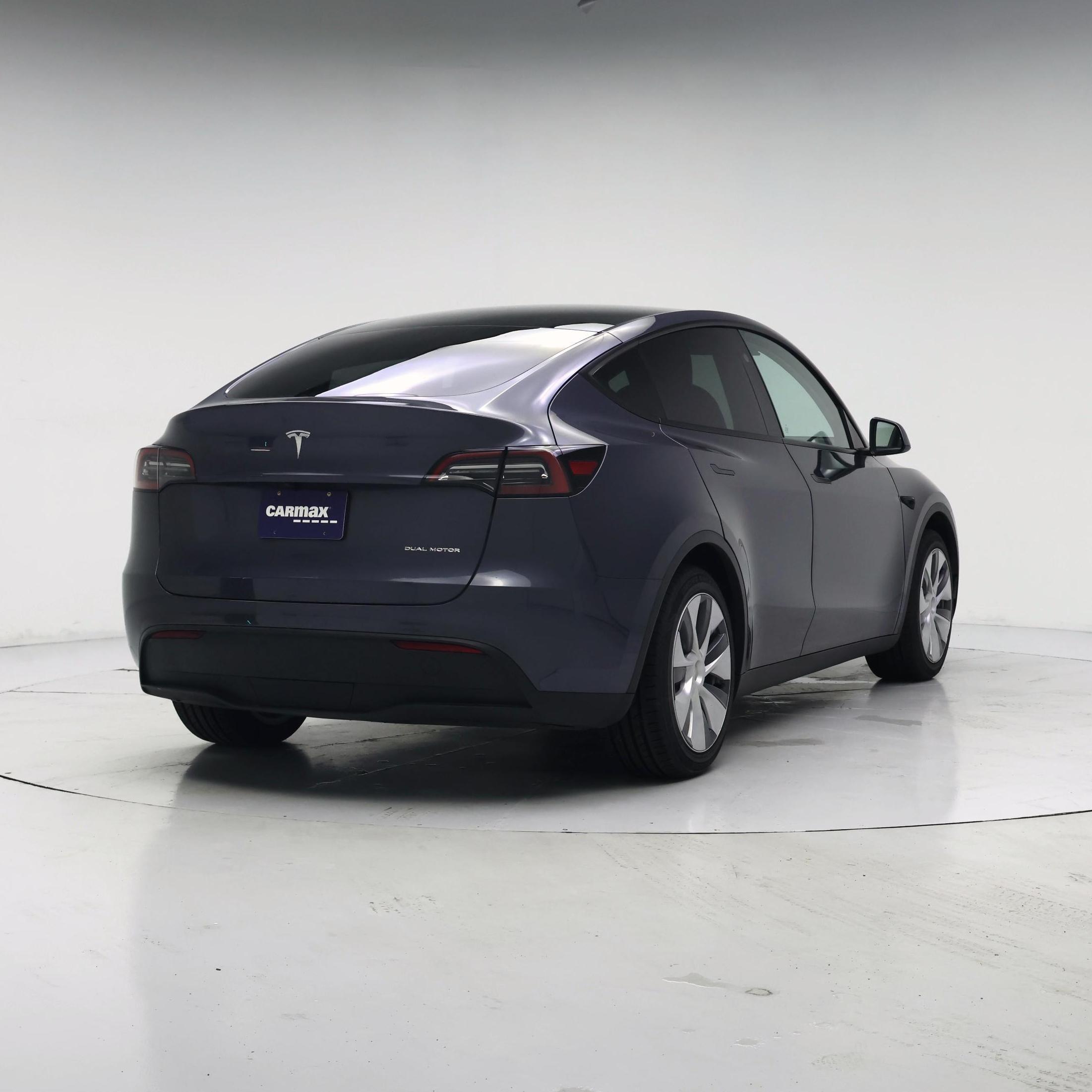 Thumbnail: 2023 Tesla Model Y - 8