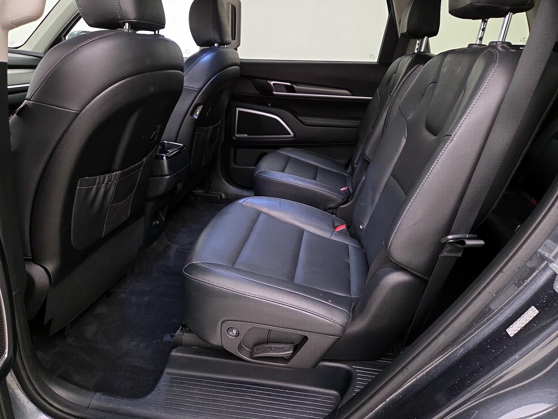 Thumbnail: 2021 Kia Telluride - 20