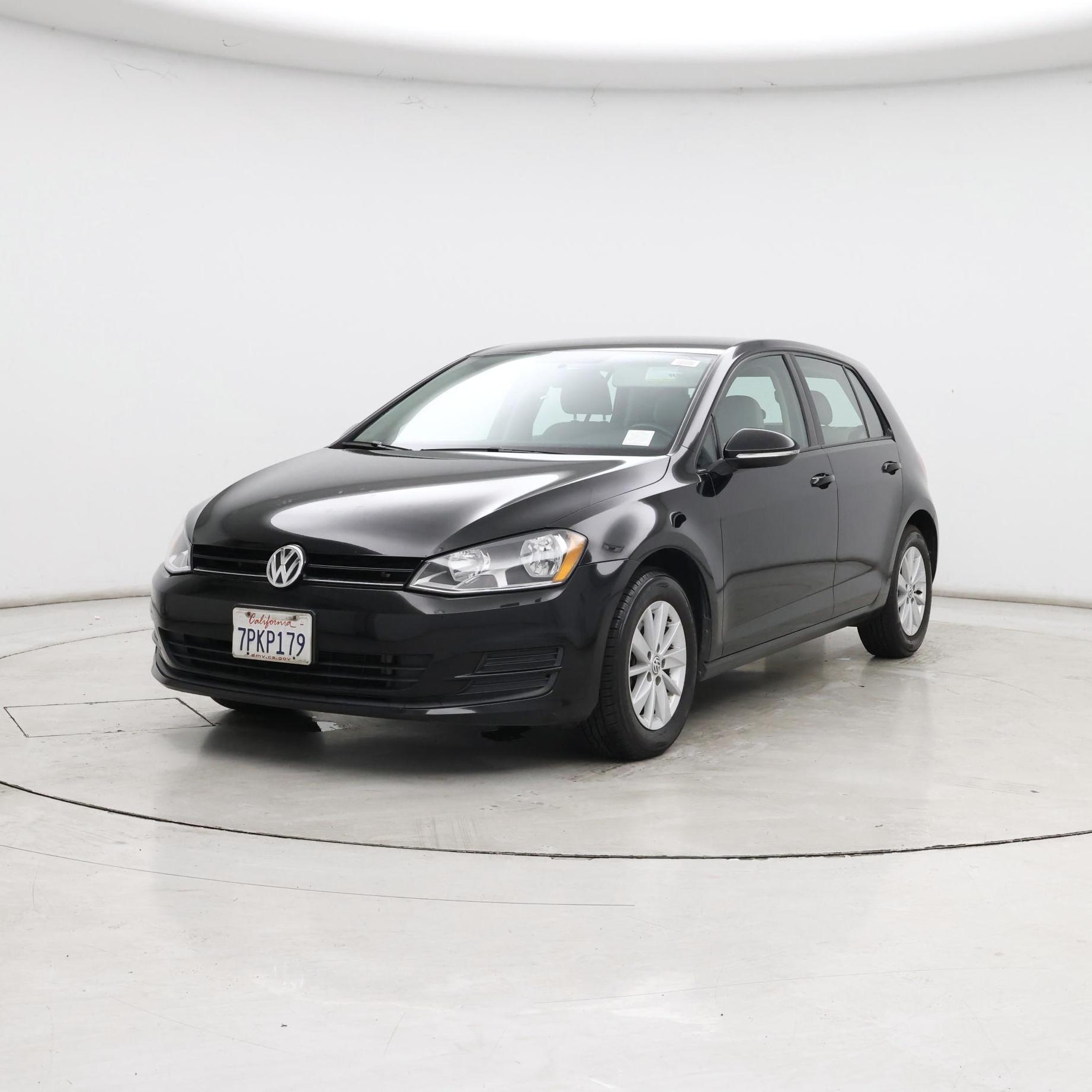 Thumbnail: 2016 Volkswagen Golf - 4