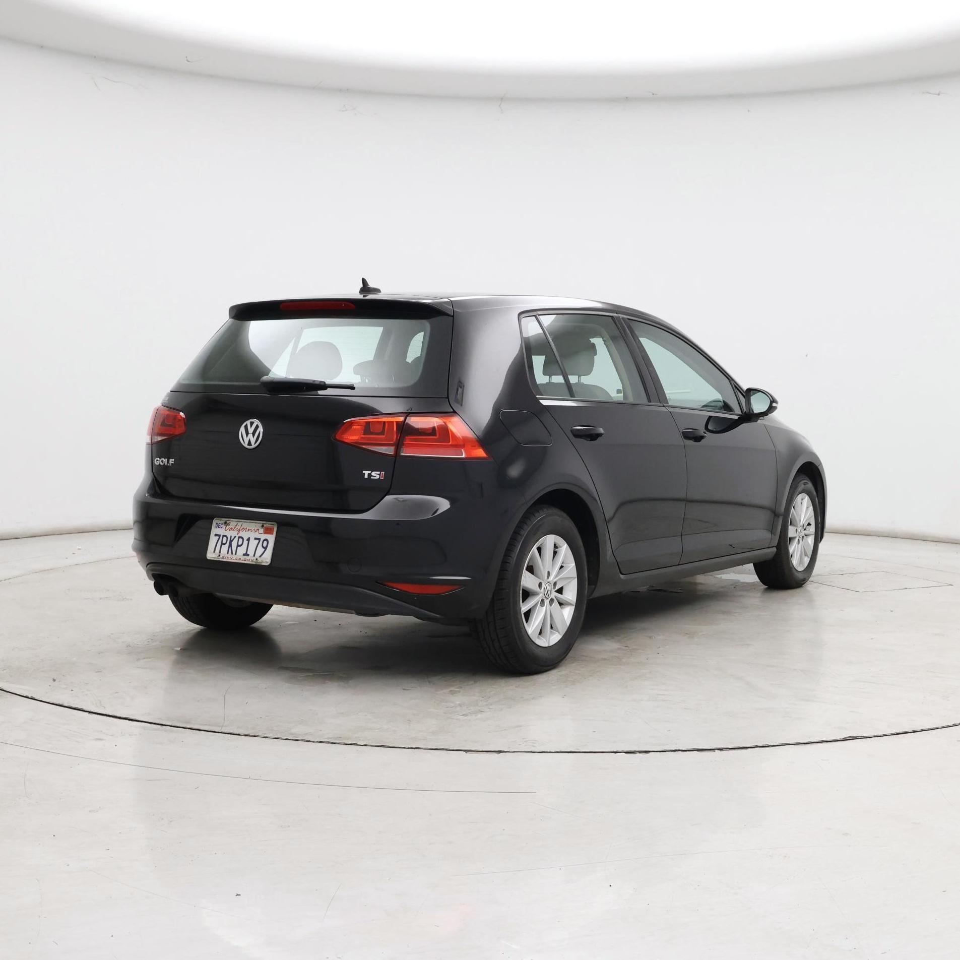 Thumbnail: 2016 Volkswagen Golf - 8
