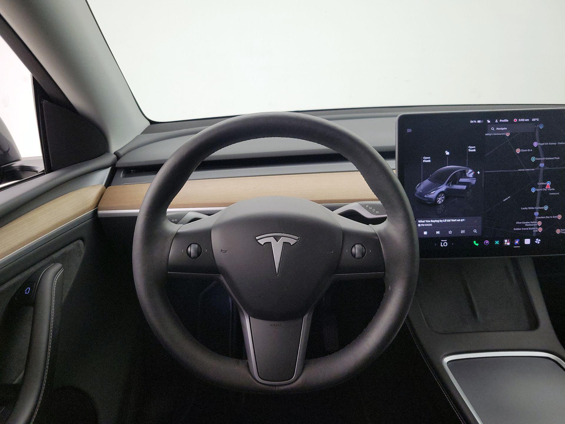 Thumbnail: 2023 Tesla Model Y - 10