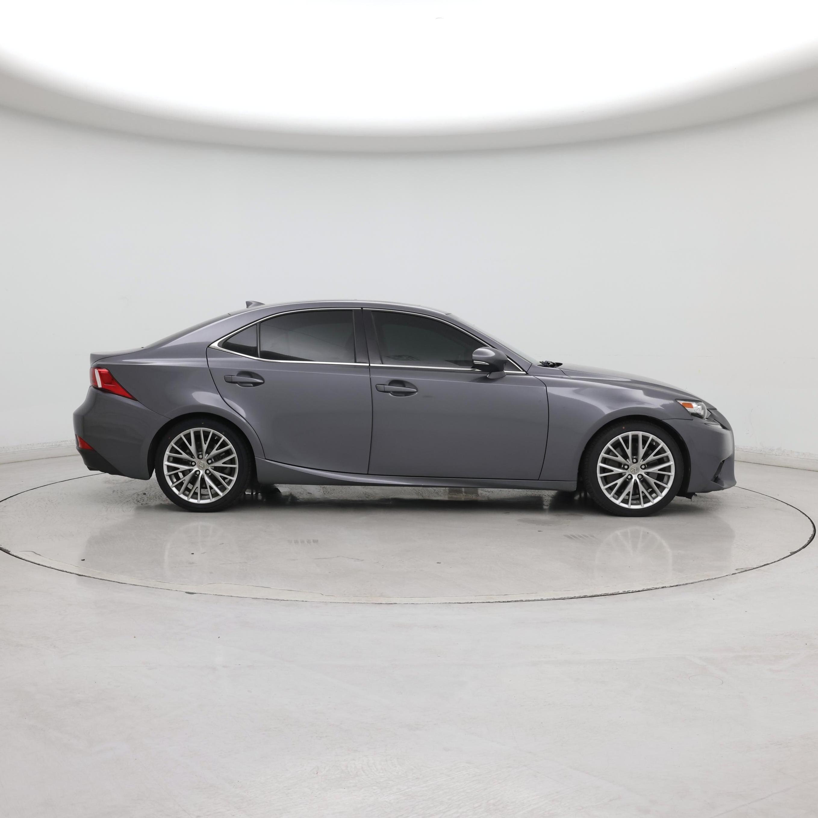 Thumbnail: 2016 Lexus IS - 7