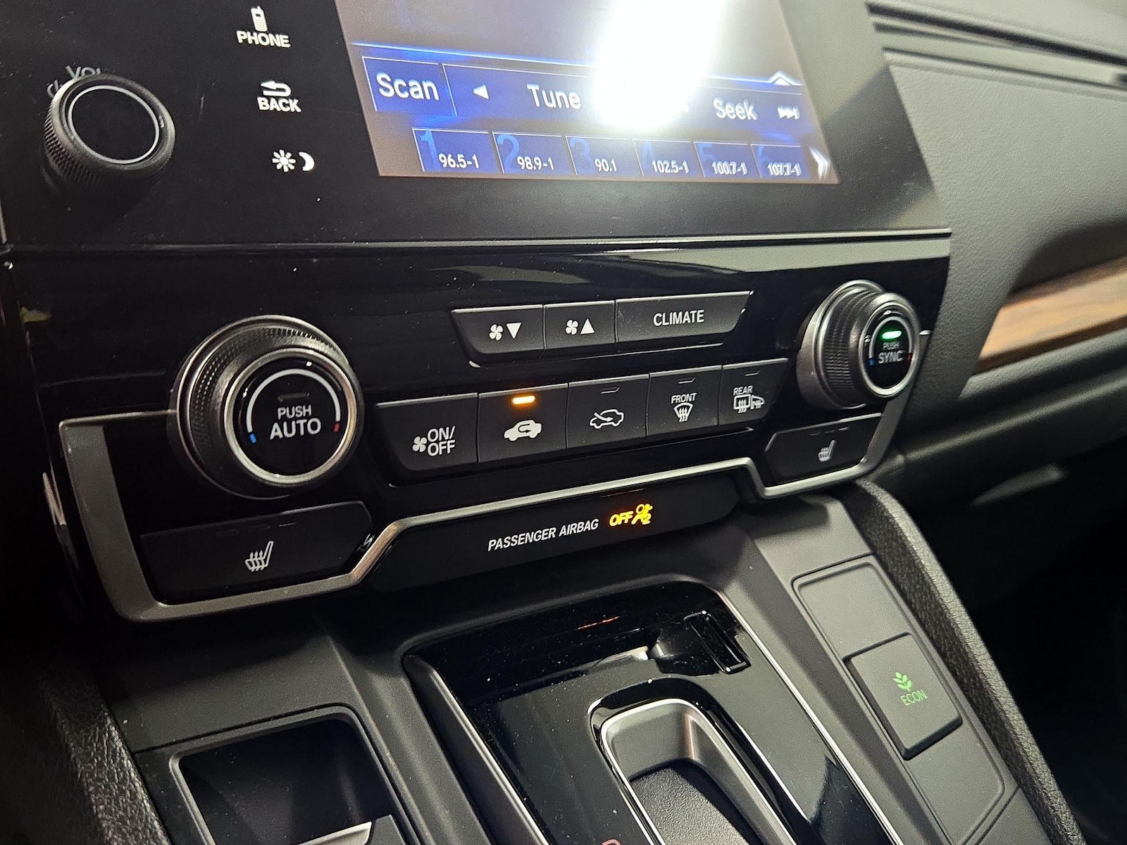 2019 Honda CR-V Touring - Photo 18