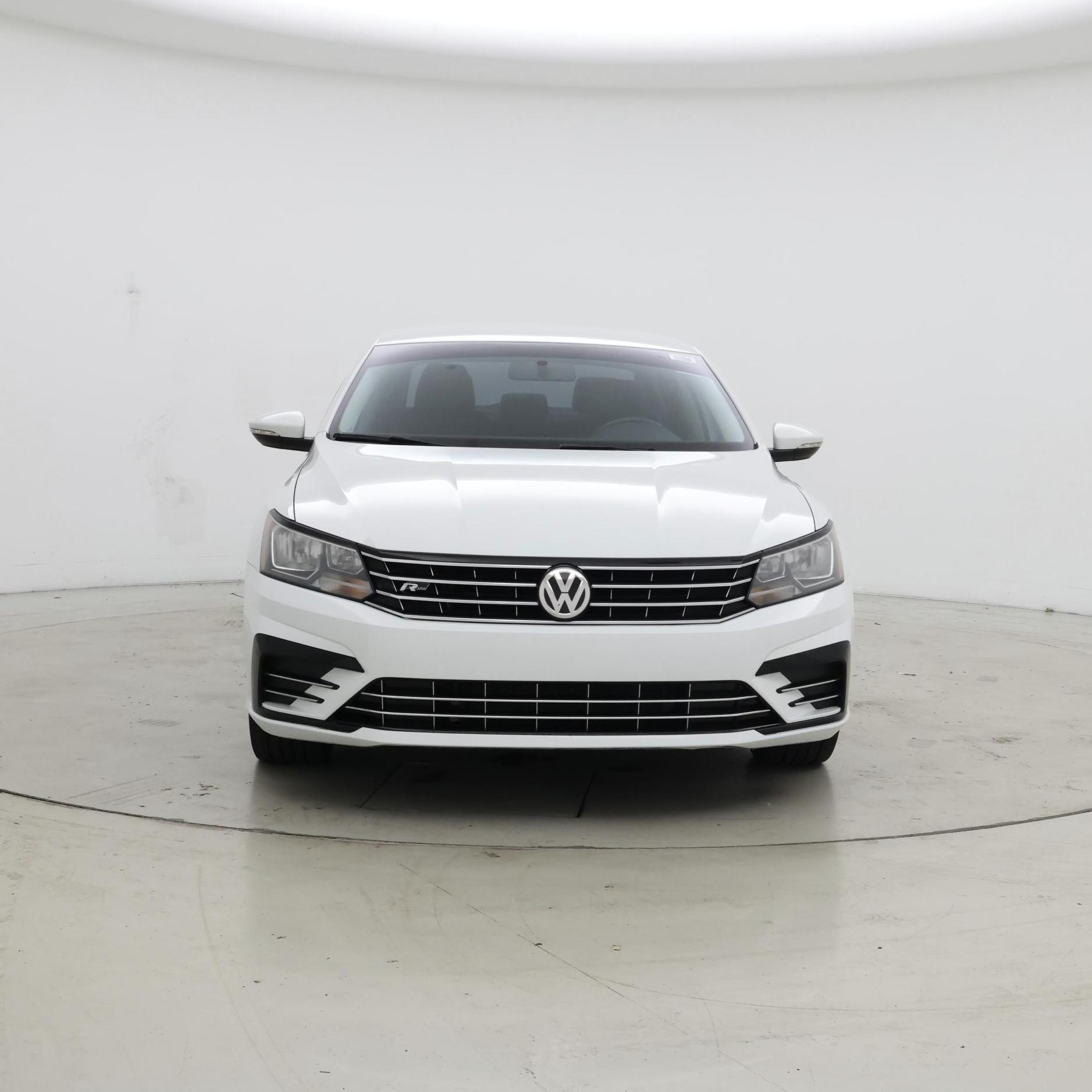 Thumbnail: 2018 Volkswagen Passat - 5