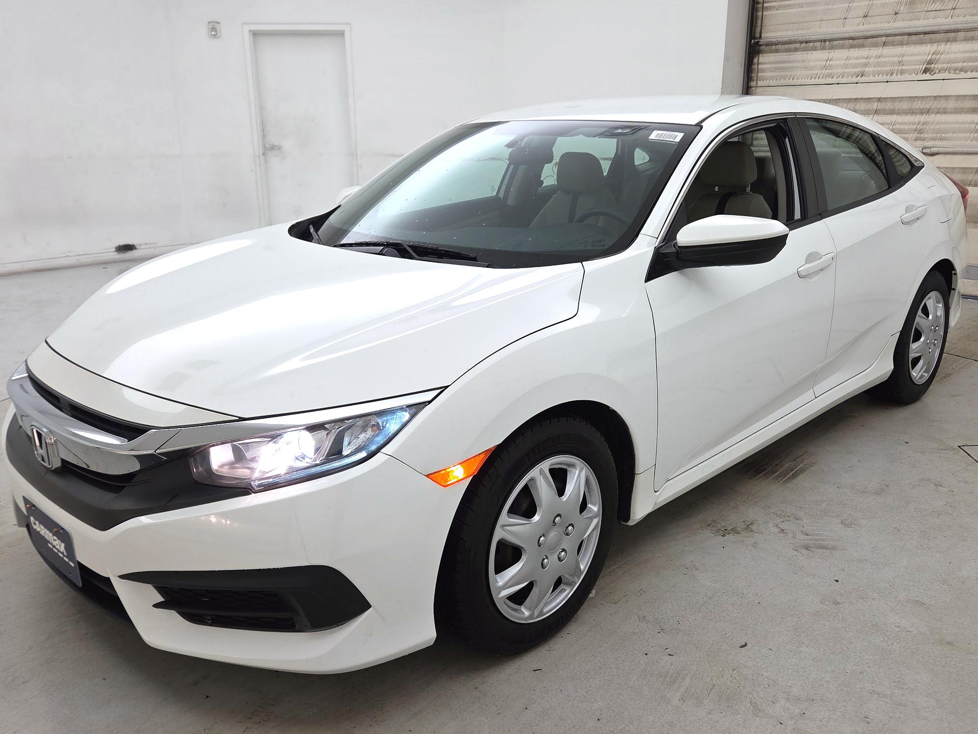 Thumbnail: 2017 Honda Civic - 3