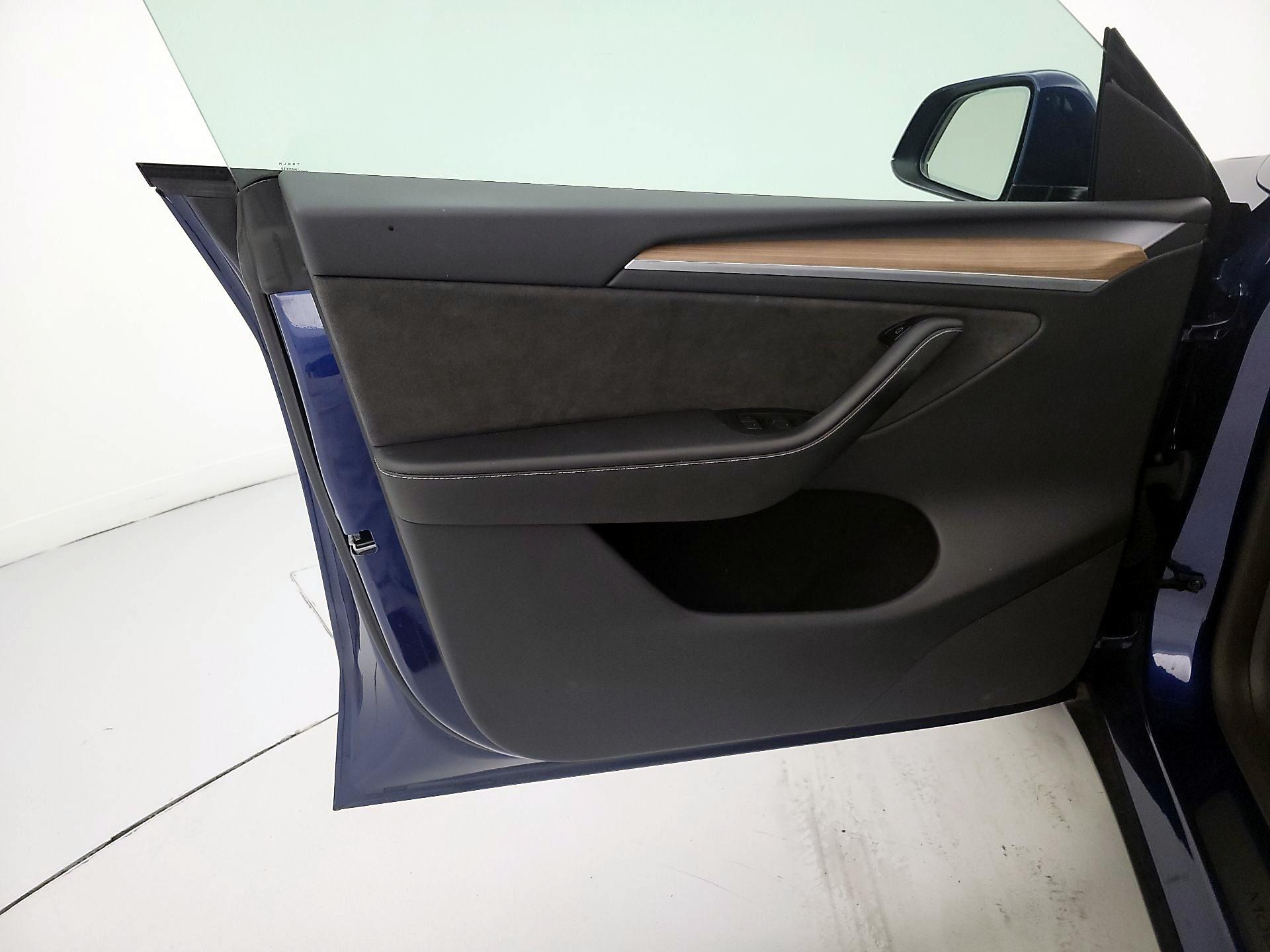 Thumbnail: 2024 Tesla Model Y - 12