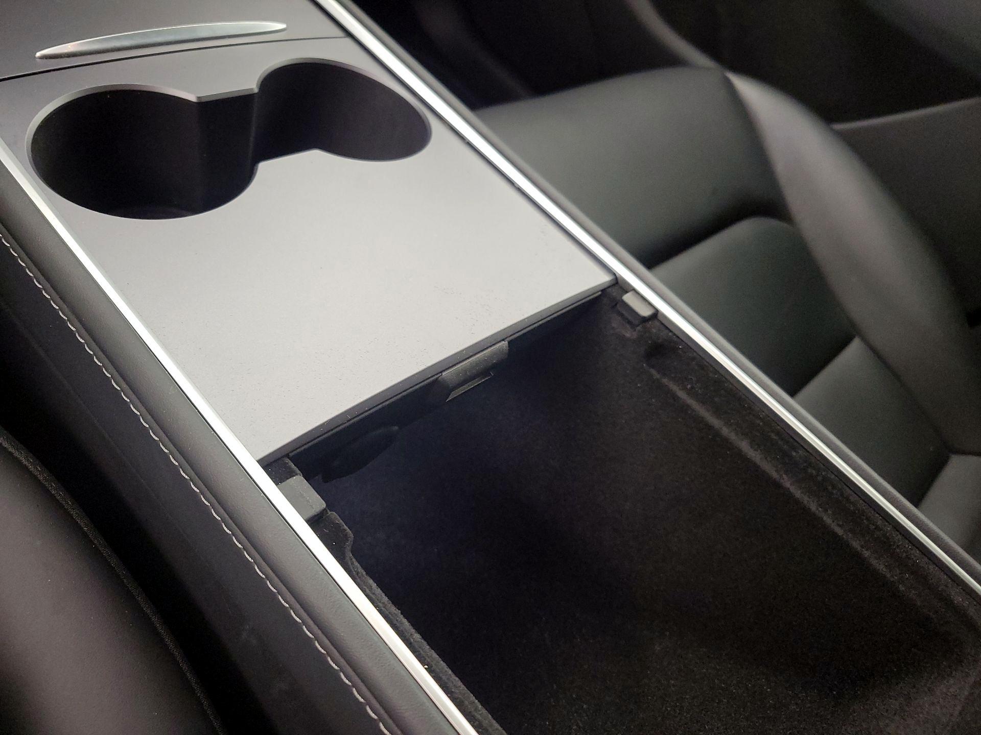 Thumbnail: 2024 Tesla Model Y - 18