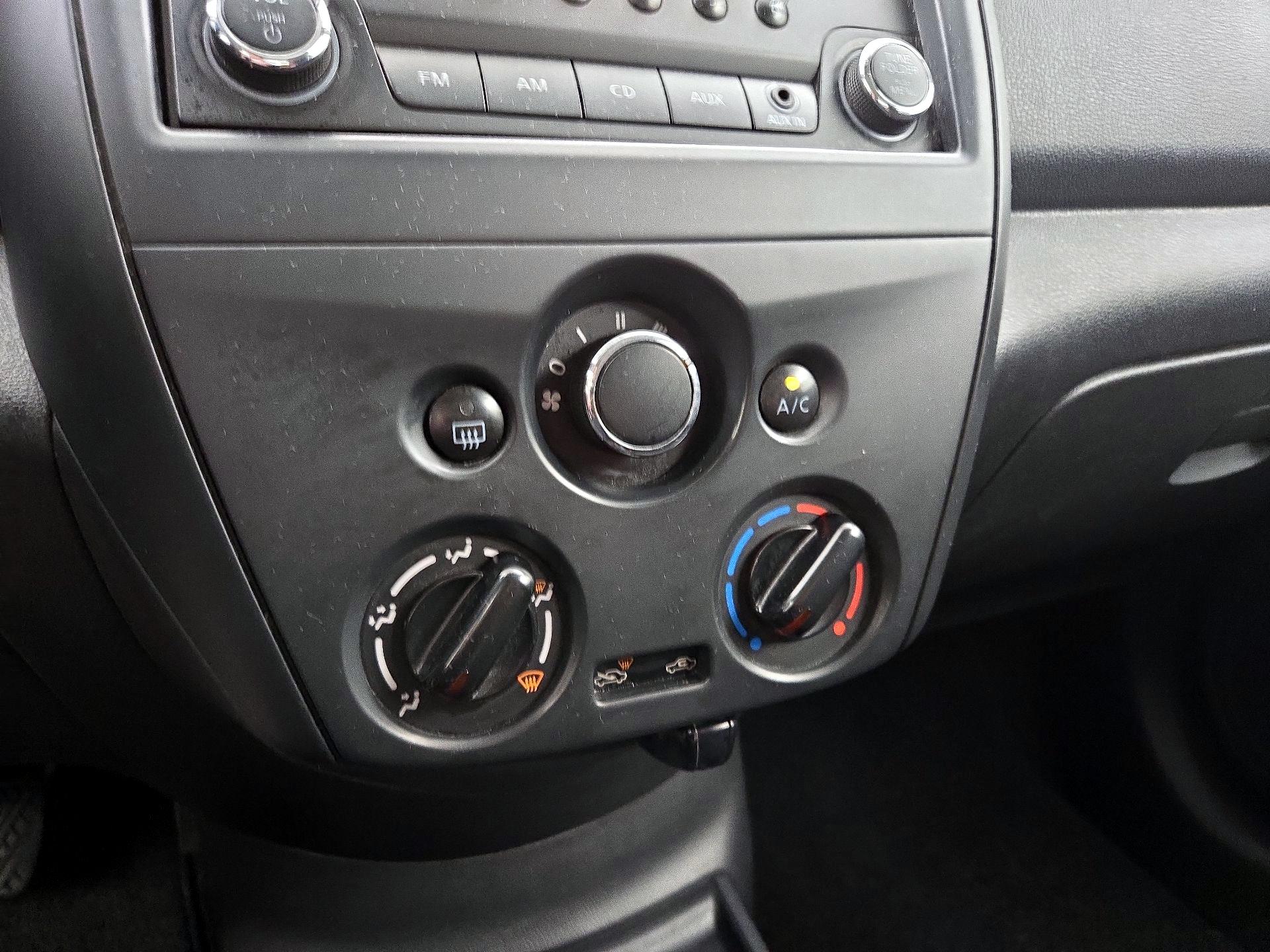 Thumbnail: 2016 Nissan Versa - 15
