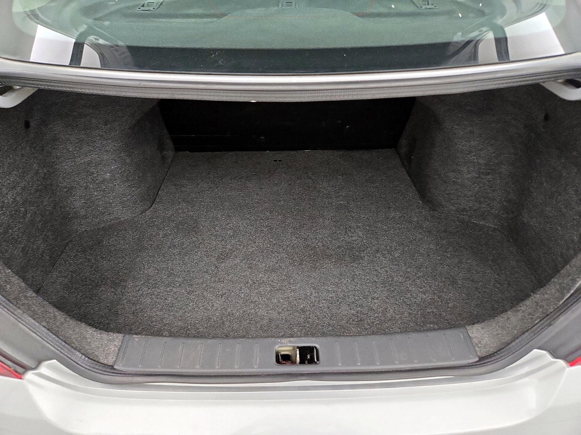 Thumbnail: 2016 Nissan Versa - 19