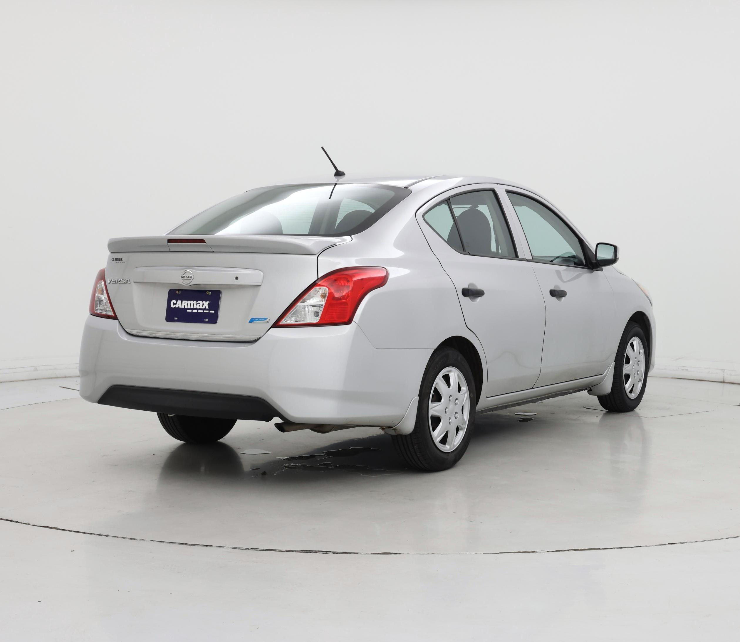 Thumbnail: 2016 Nissan Versa - 8