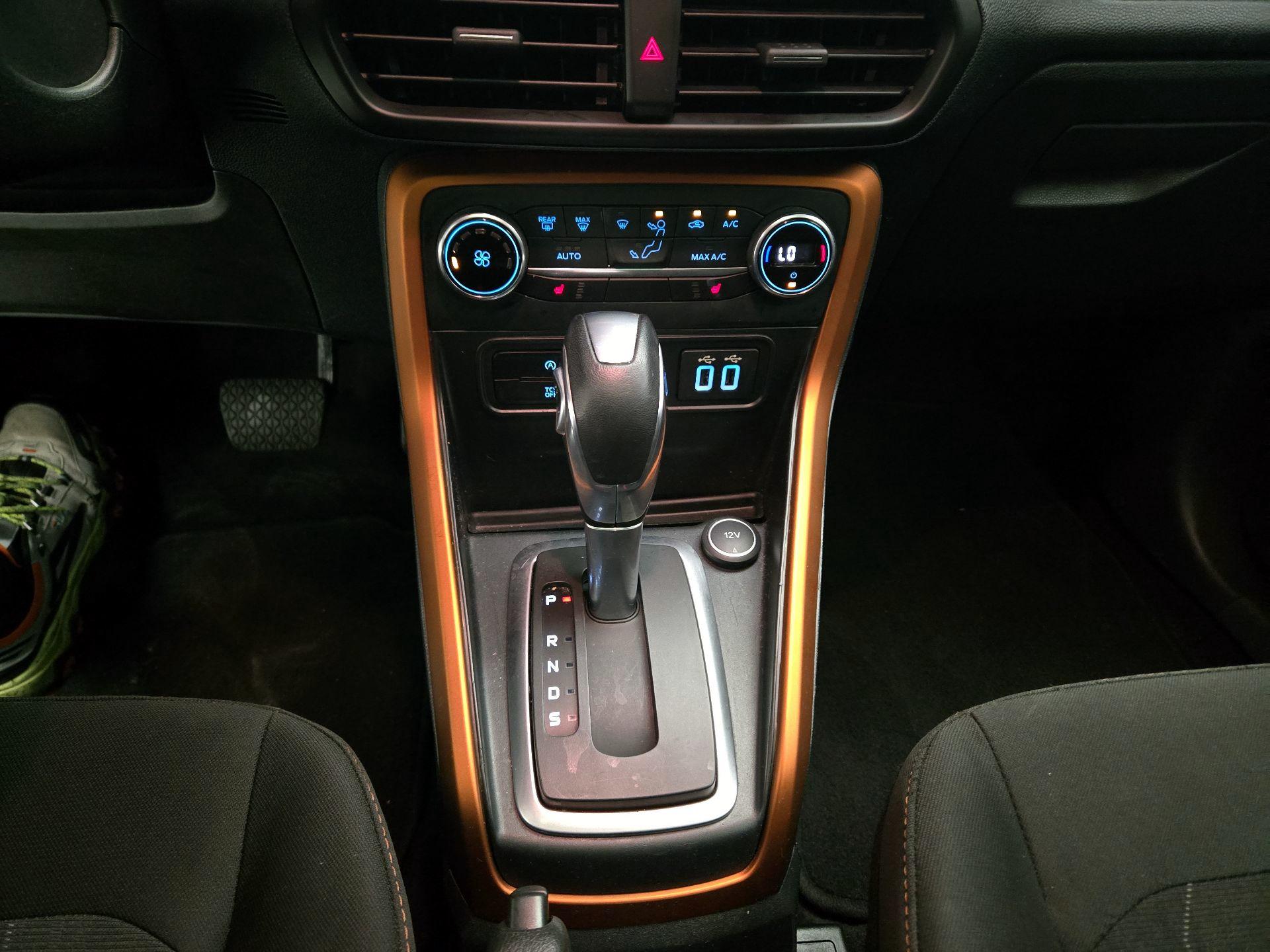 Thumbnail: 2021 Ford EcoSport - 18