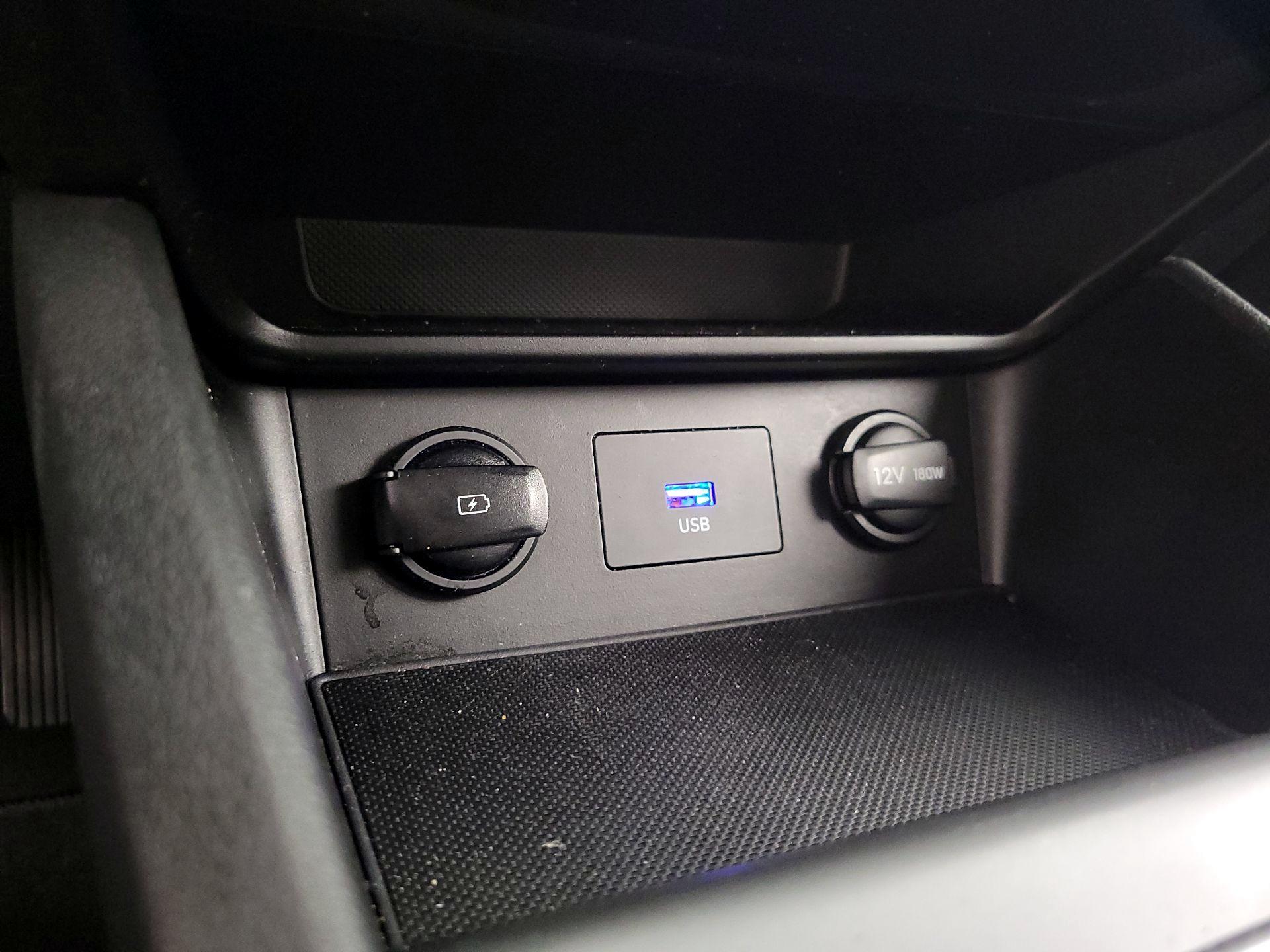 Thumbnail: 2022 Hyundai Kona - 18