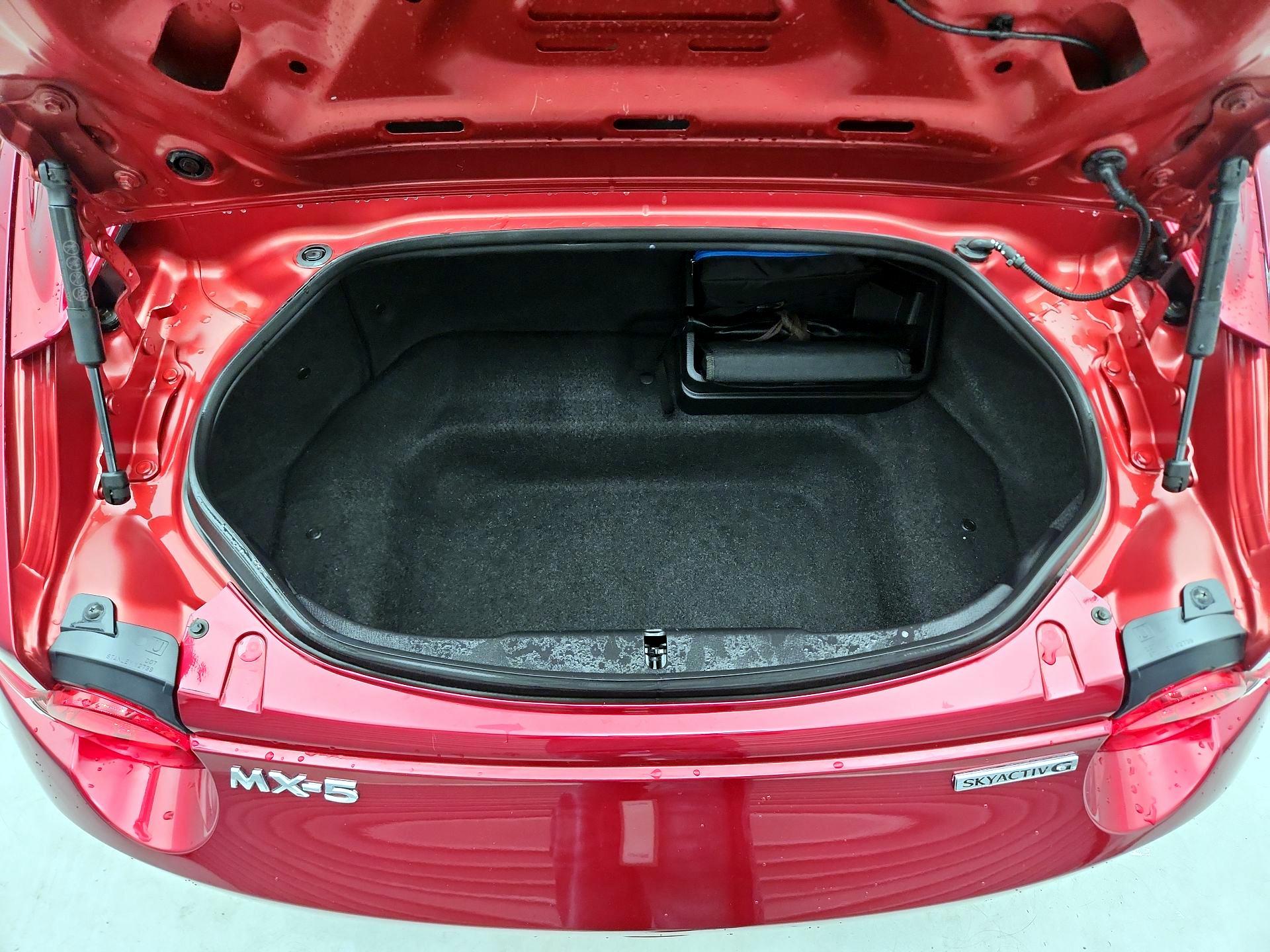 Thumbnail: 2020 Mazda MX-5 Miata - 19