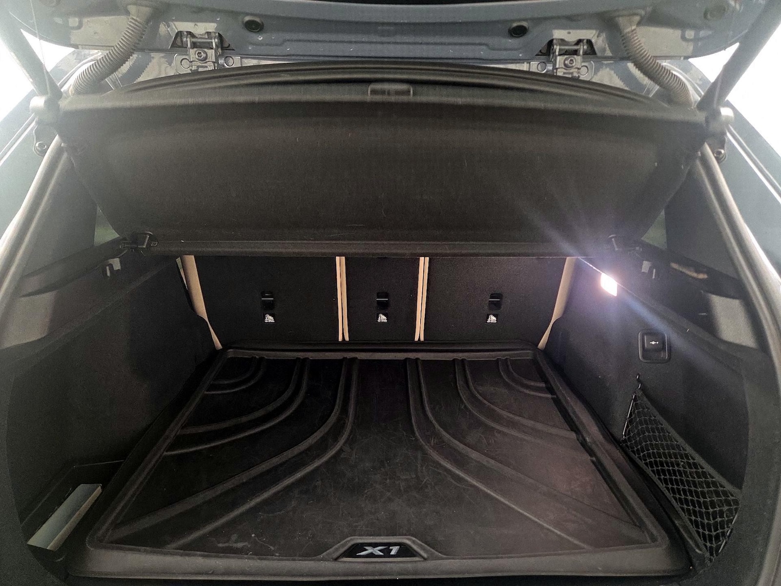 2021 BMW X1 28i - Photo 23