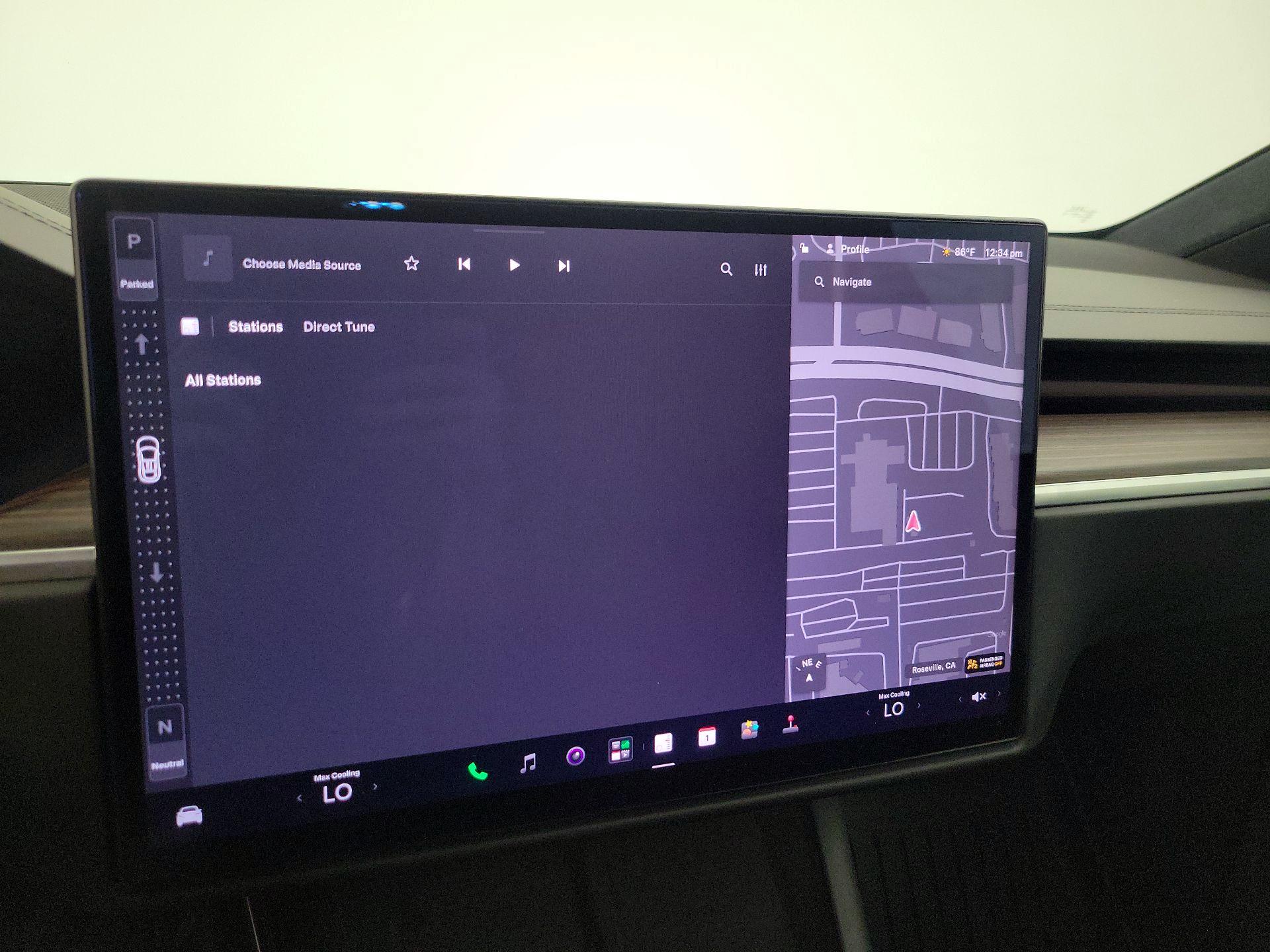 Thumbnail: 2025 Tesla Model X - 15