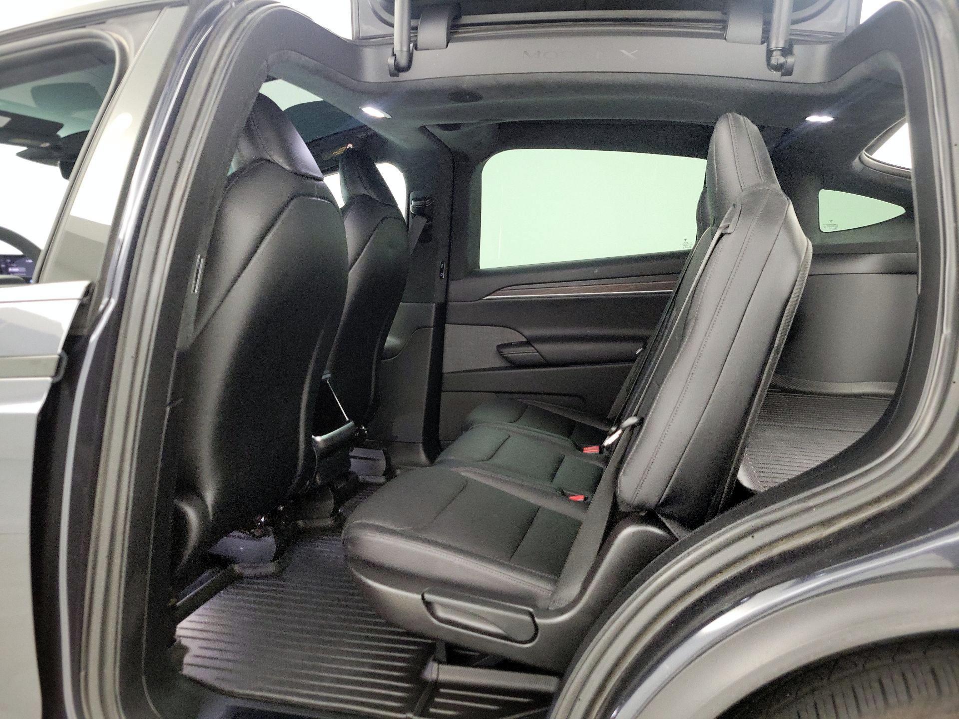 Thumbnail: 2025 Tesla Model X - 18