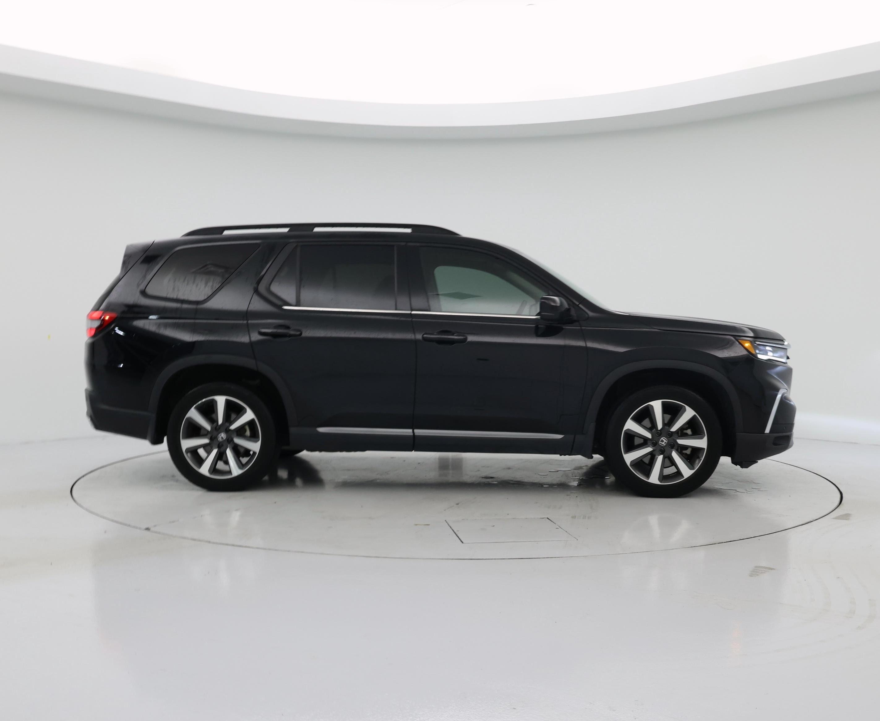 Thumbnail: 2023 Honda Pilot - 7