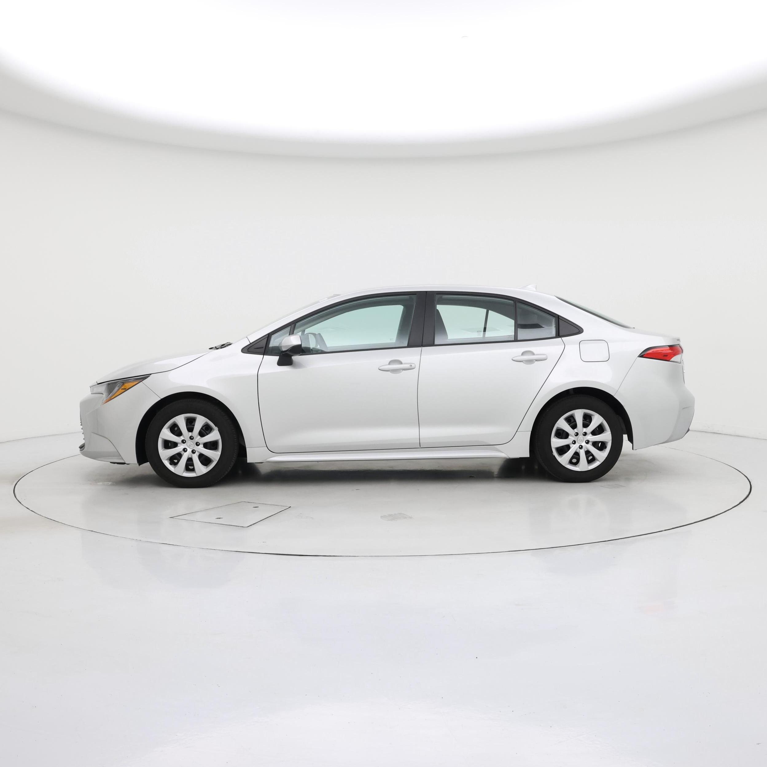 Thumbnail: 2025 Toyota Corolla - 3