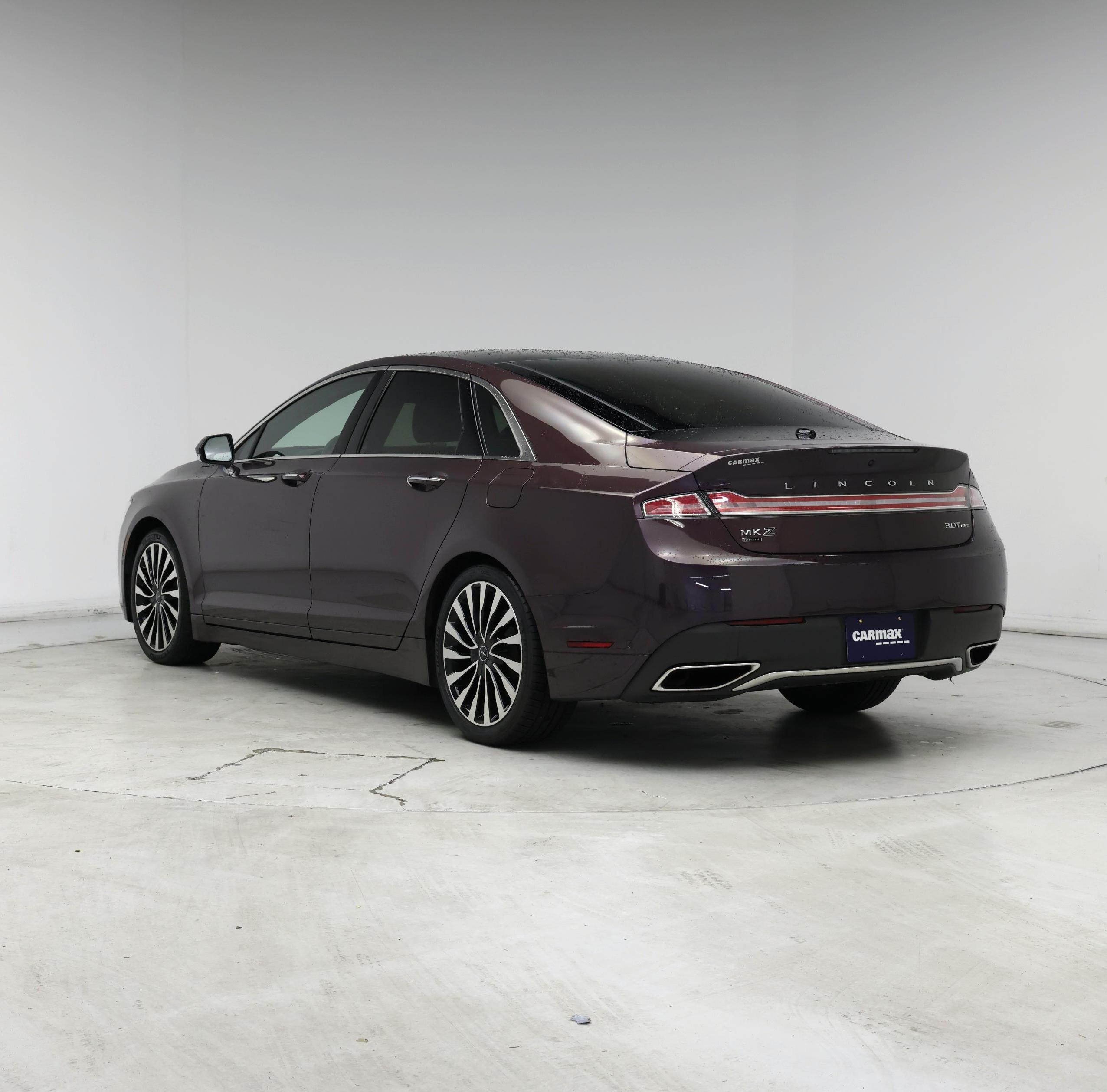 Thumbnail: 2017 Lincoln MKZ - 2