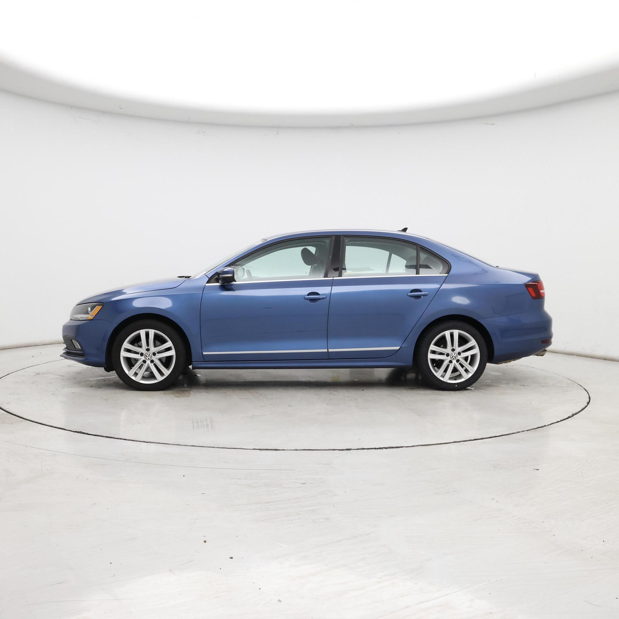 Thumbnail: 2017 Volkswagen Jetta - 3