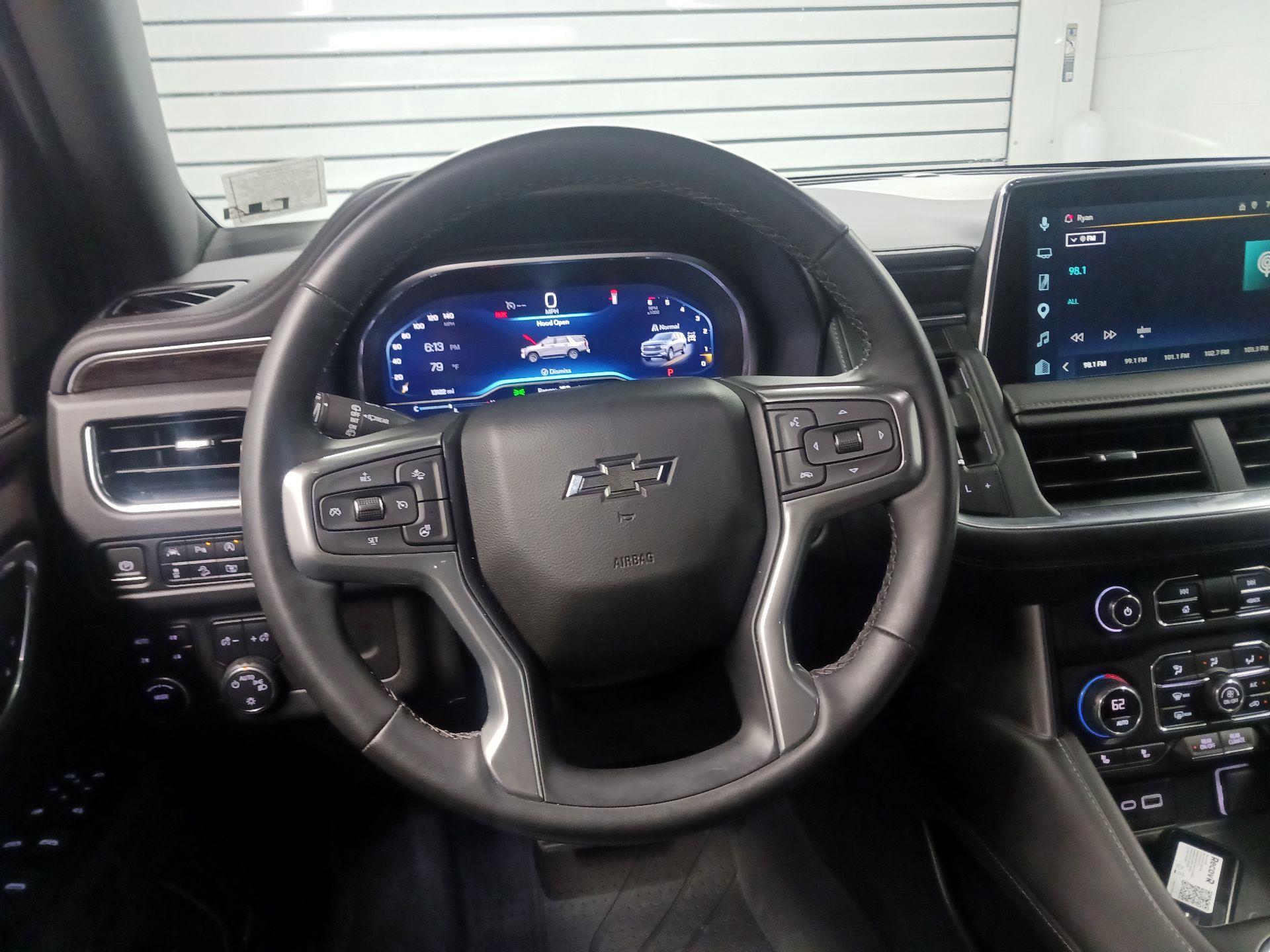 Thumbnail: 2023 Chevrolet Suburban - 10