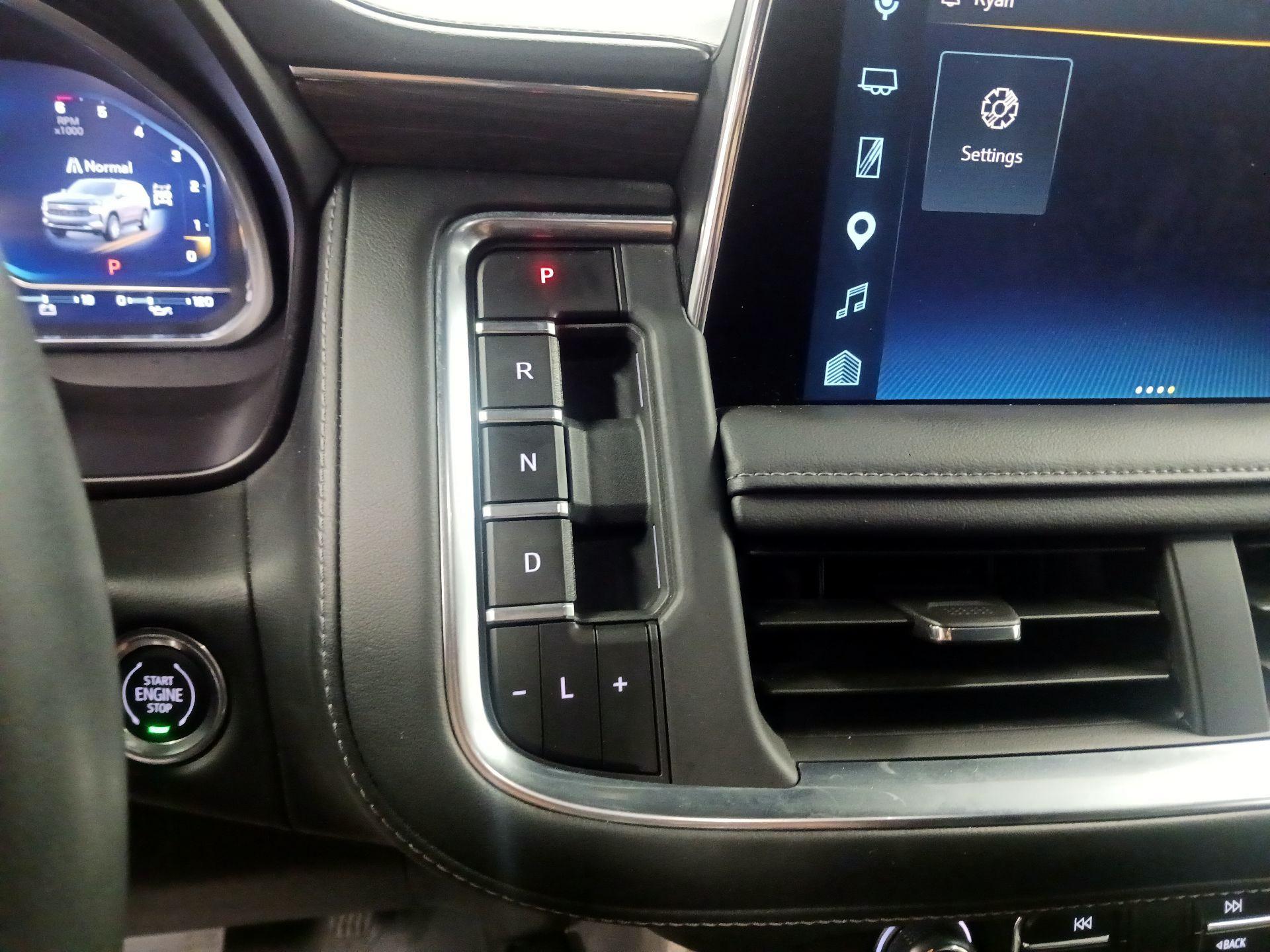 Thumbnail: 2023 Chevrolet Suburban - 15