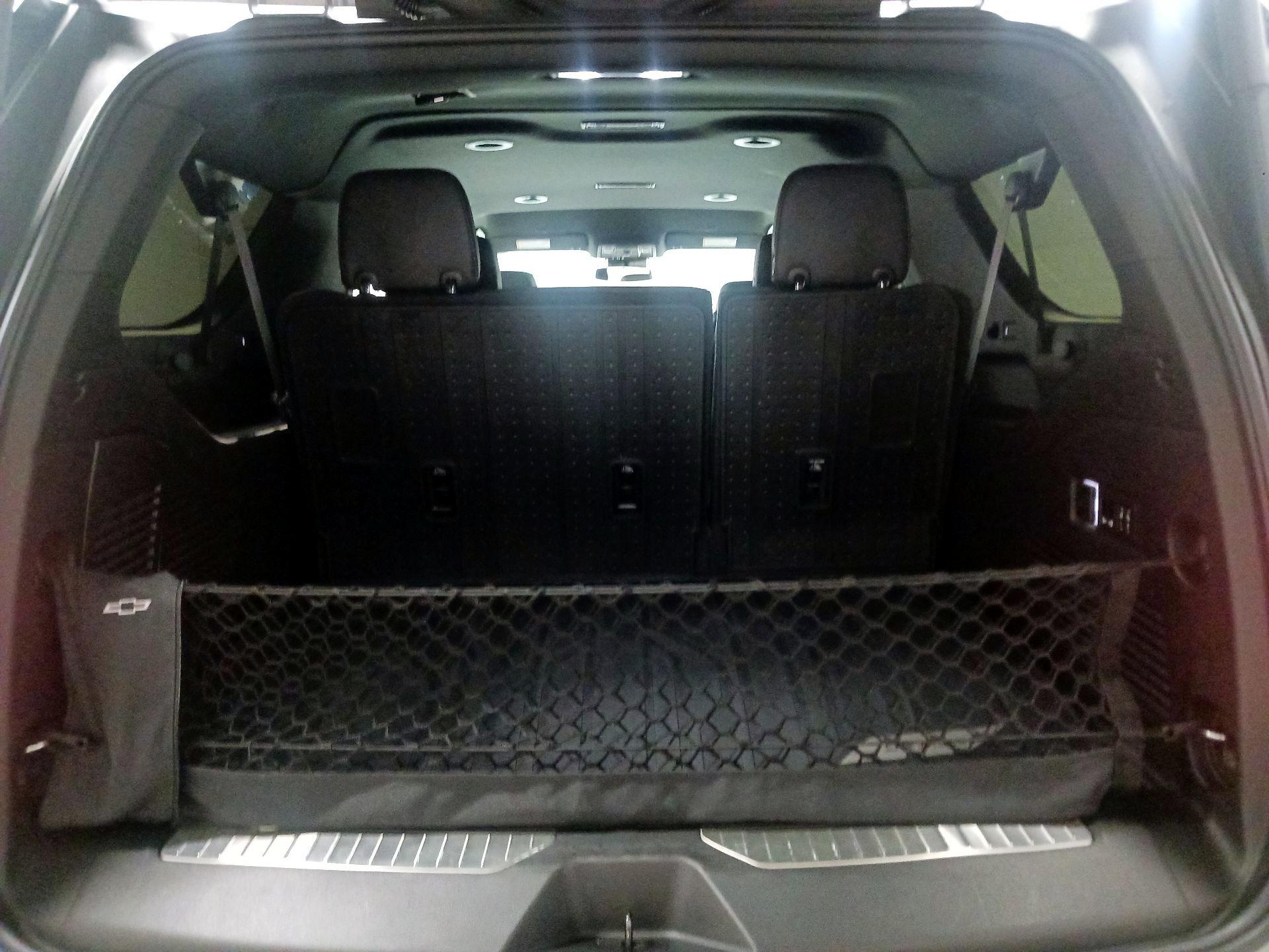 Thumbnail: 2023 Chevrolet Suburban - 16
