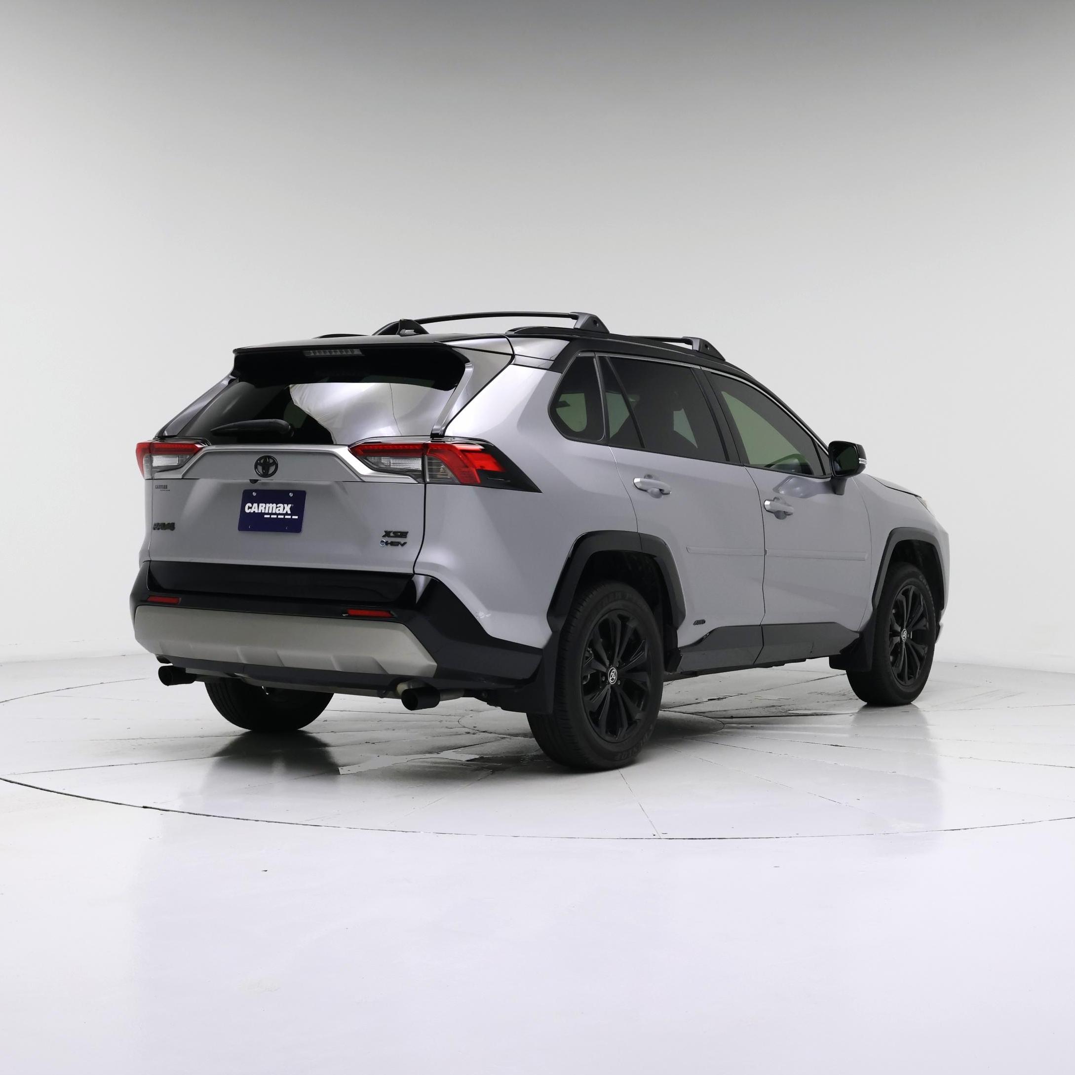 Thumbnail: 2025 Toyota RAV4 - 8