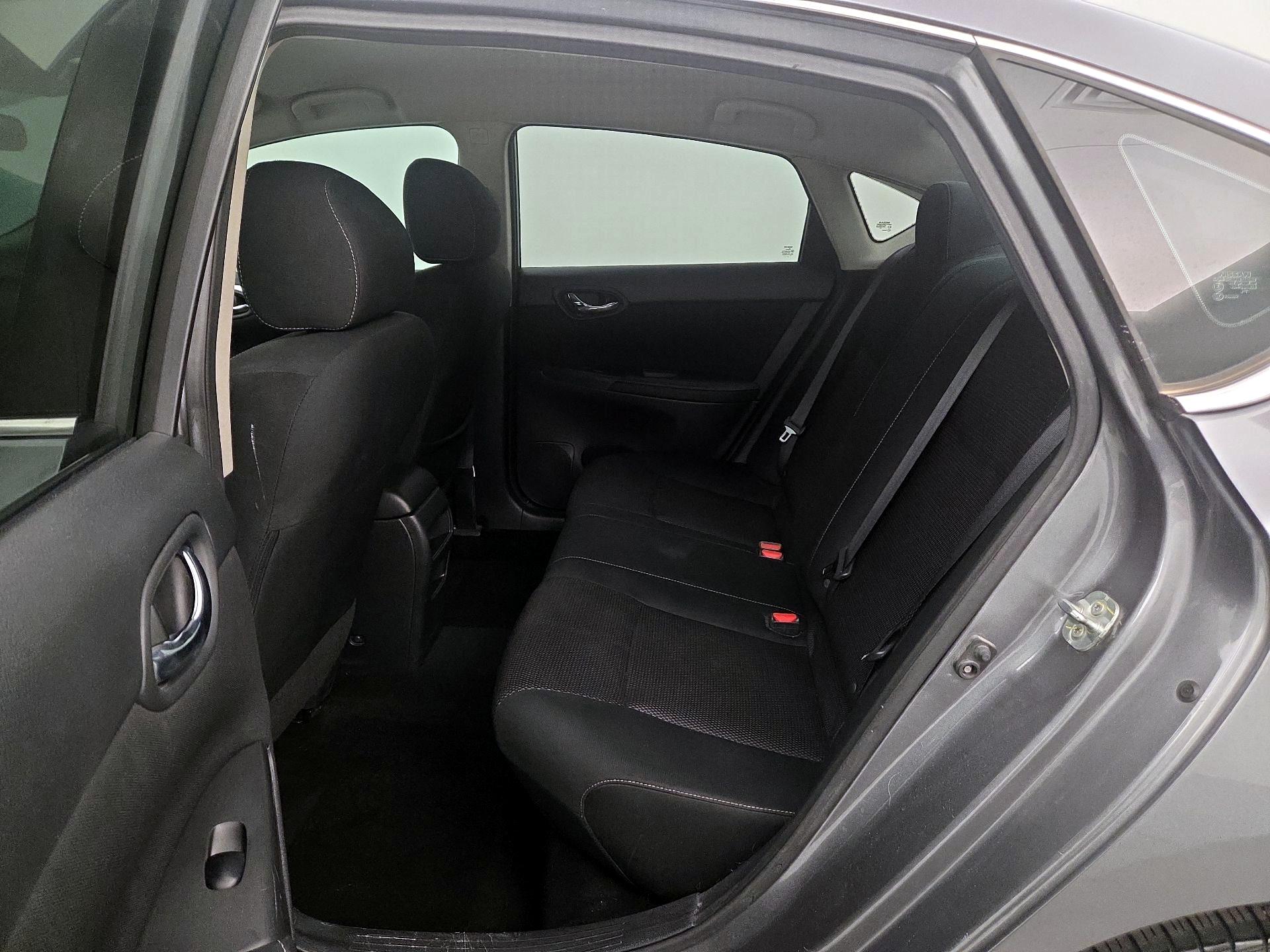 Thumbnail: 2019 Nissan Sentra - 19