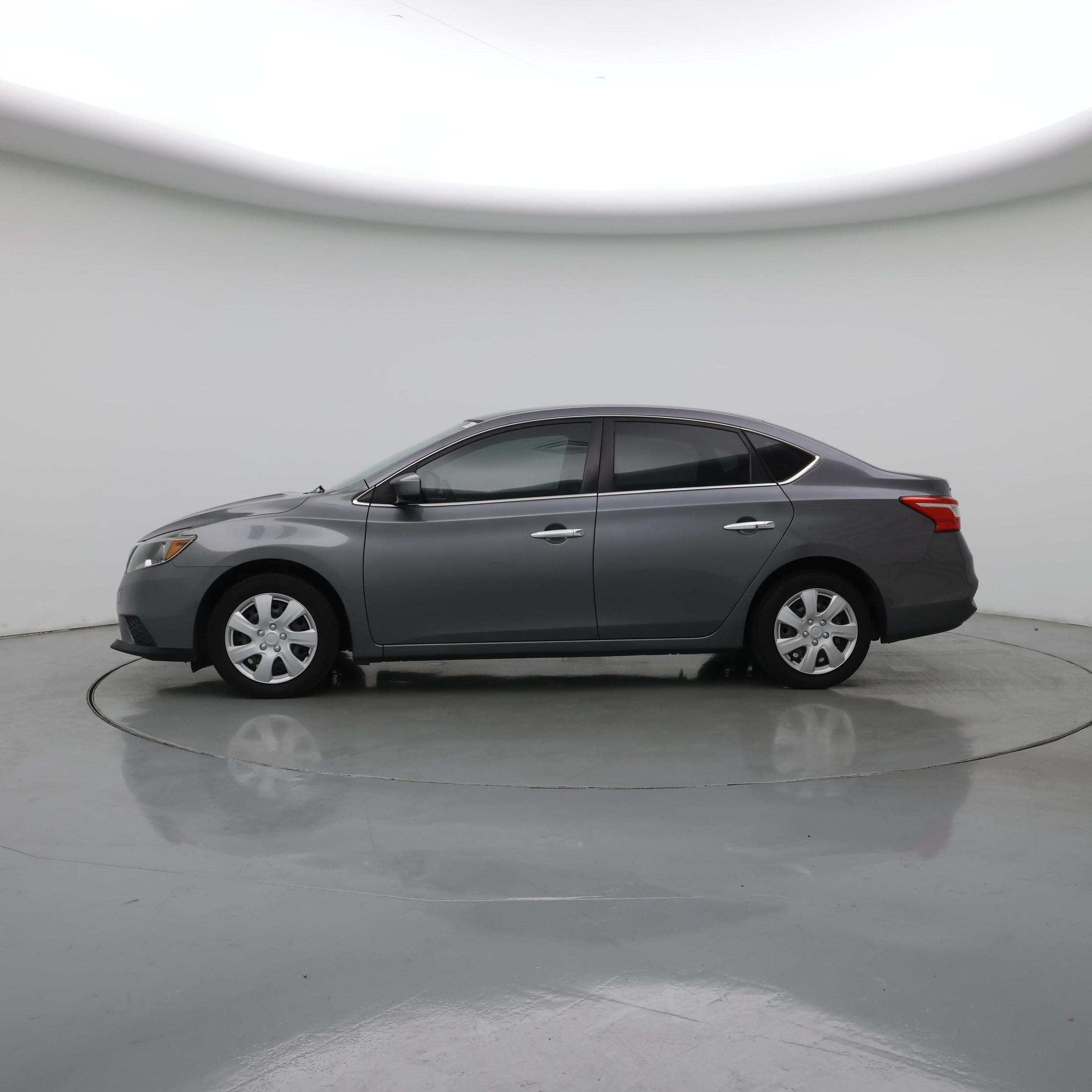 Thumbnail: 2019 Nissan Sentra - 3
