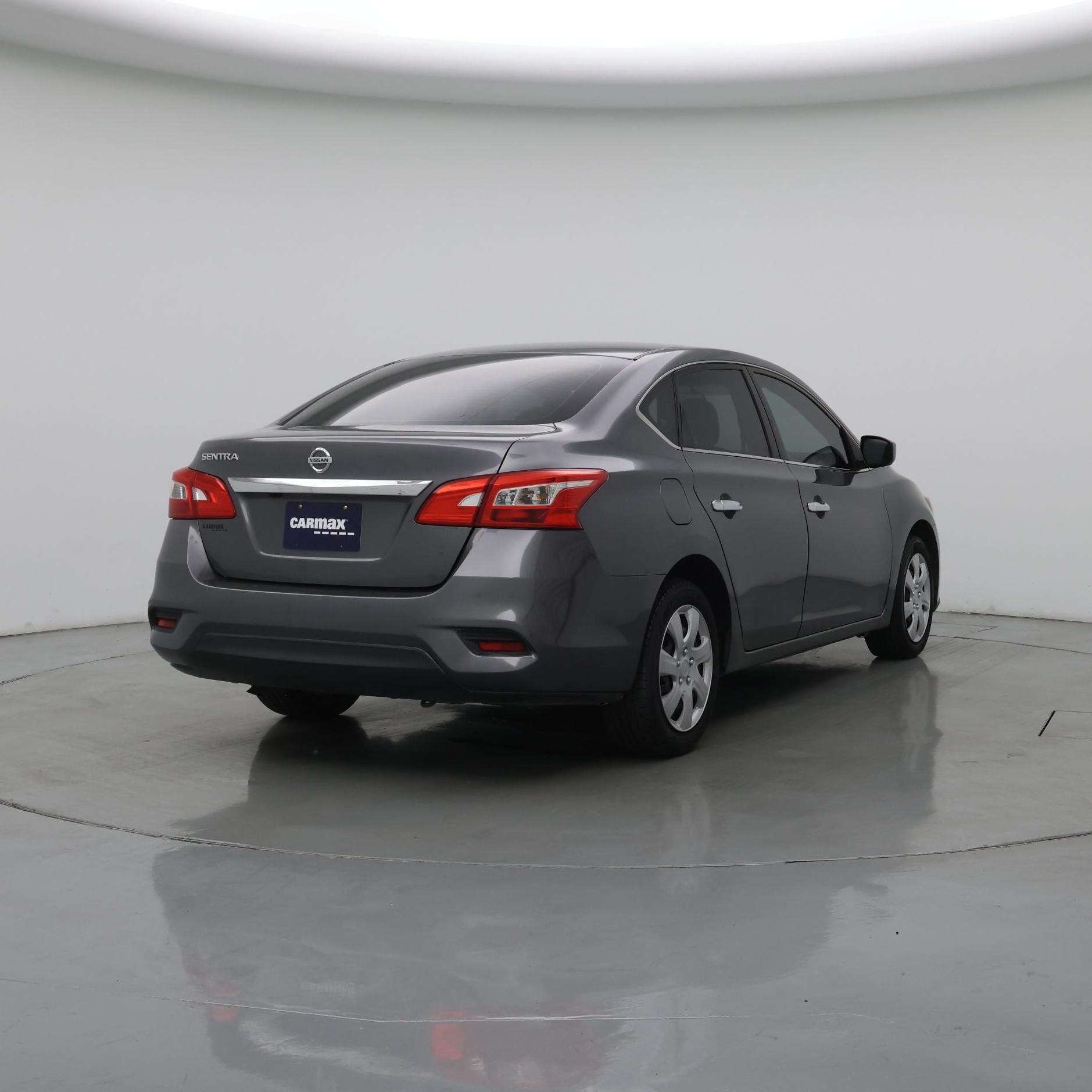 Thumbnail: 2019 Nissan Sentra - 8