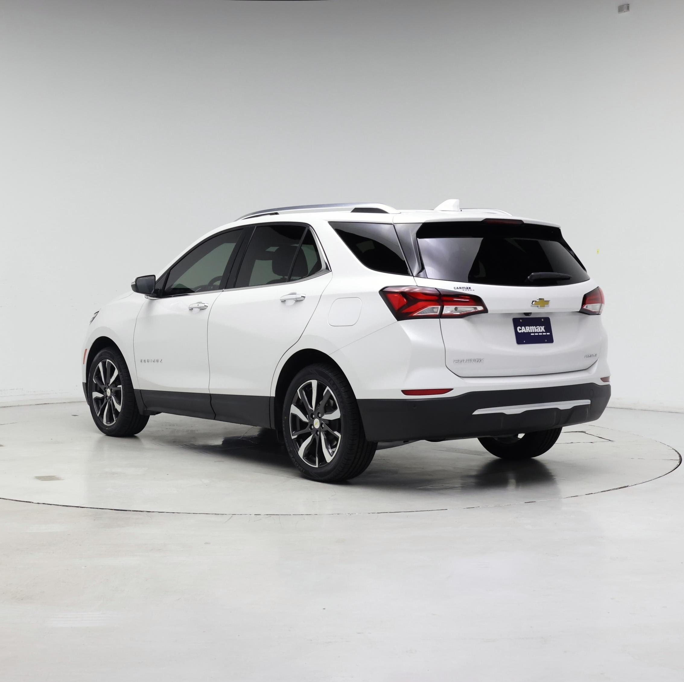 Thumbnail: 2022 Chevrolet Equinox - 2