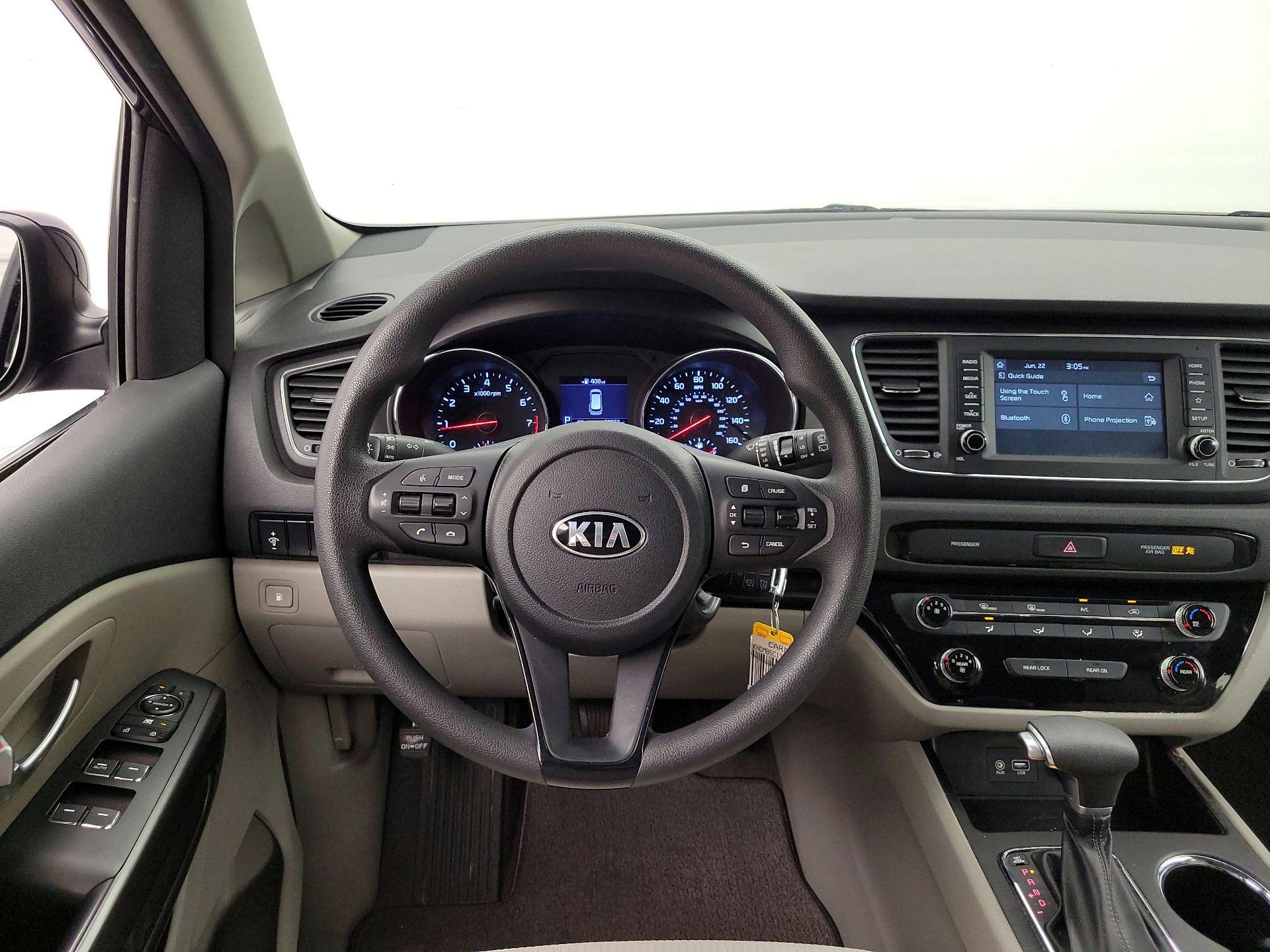 Thumbnail: 2019 Kia Sedona - 10