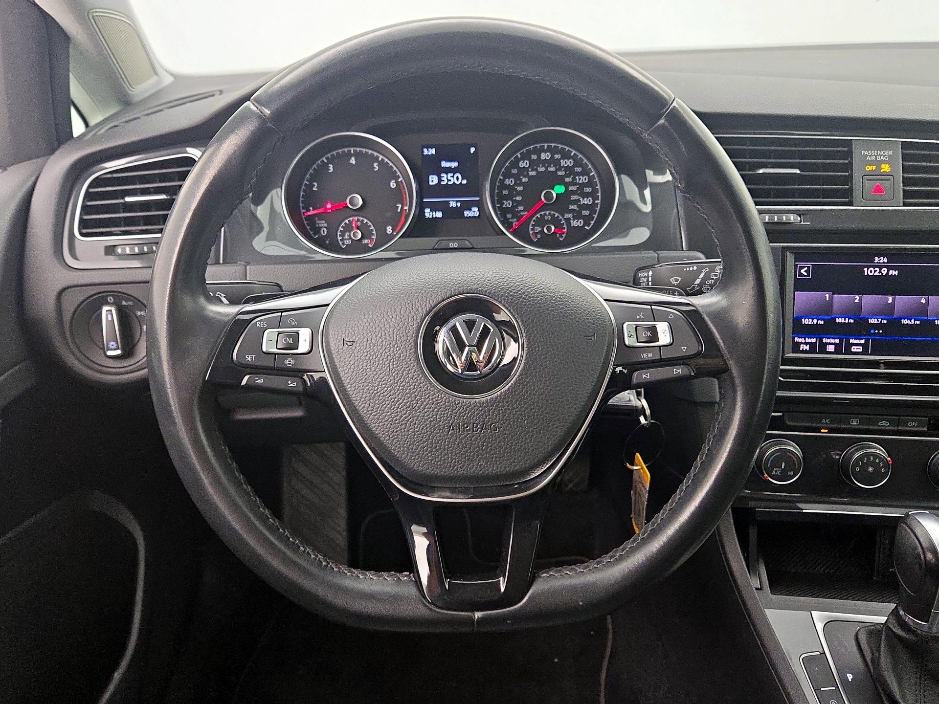 Thumbnail: 2019 Volkswagen Golf - 10