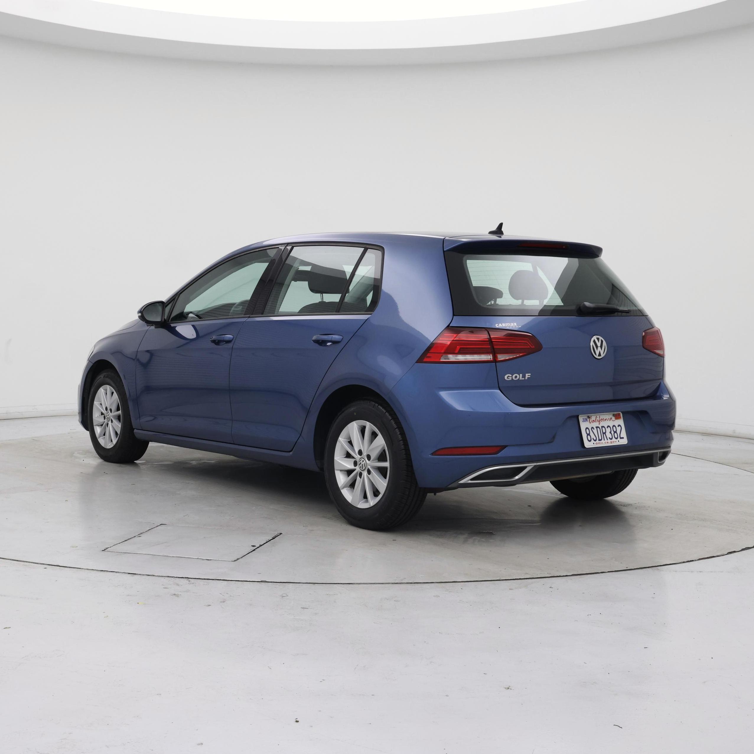 Thumbnail: 2019 Volkswagen Golf - 2