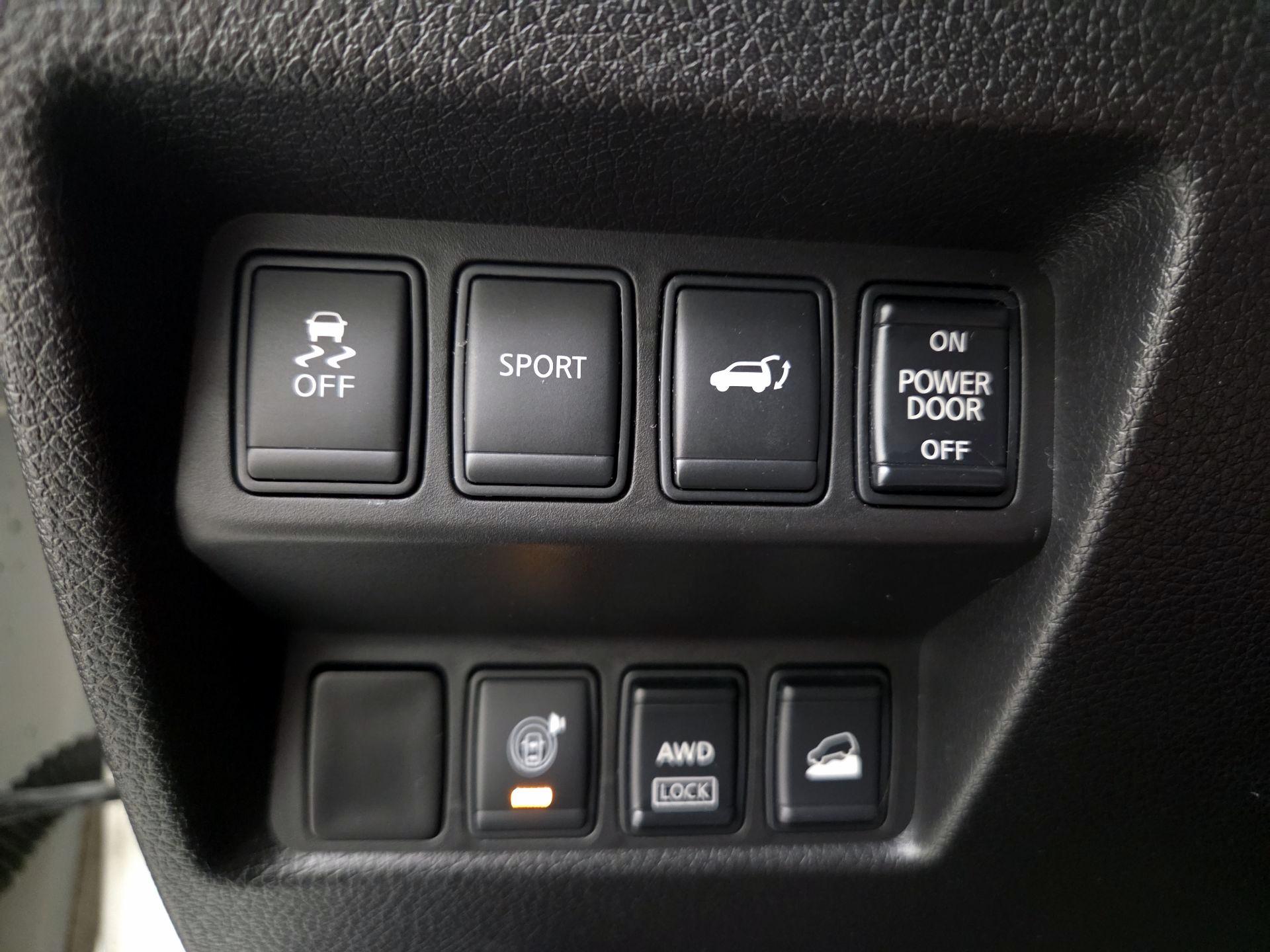 Thumbnail: 2014 Nissan Rogue - 13