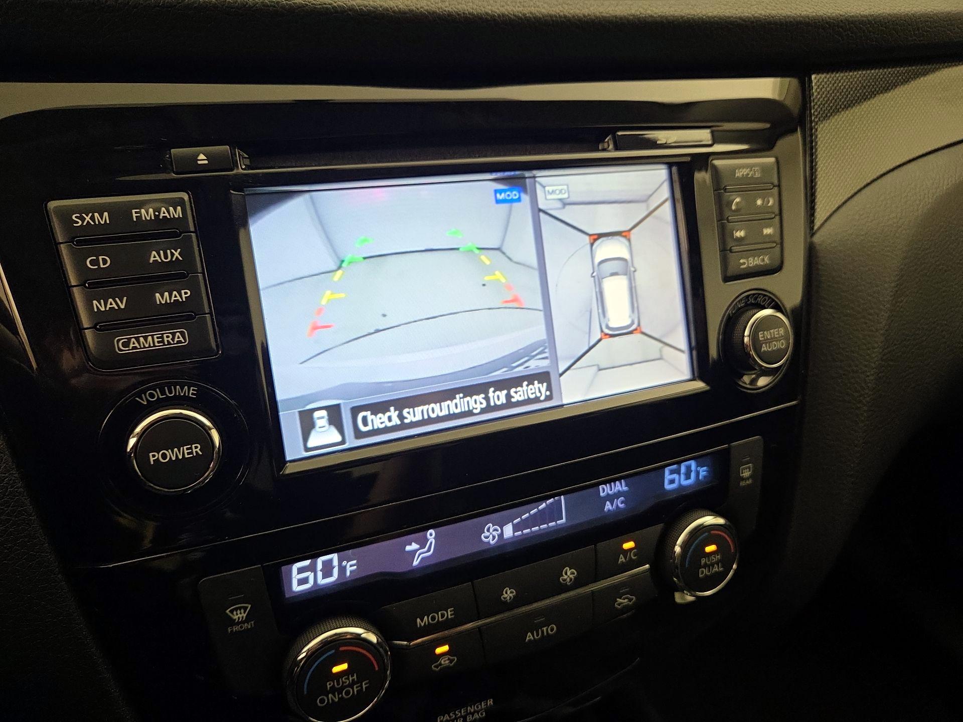 Thumbnail: 2014 Nissan Rogue - 14