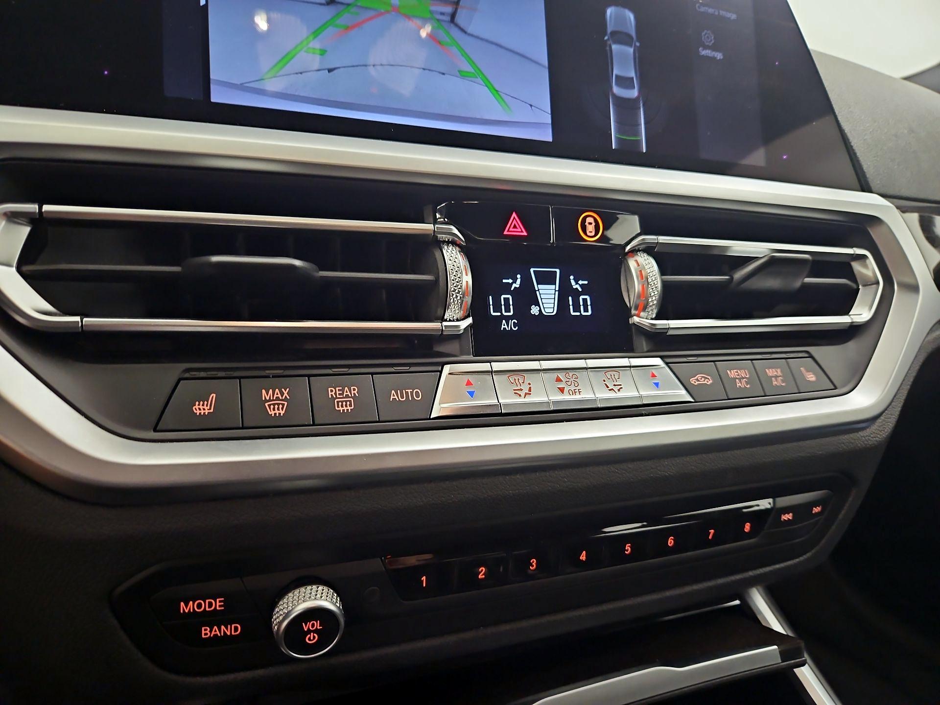 Thumbnail: 2019 BMW 3 Series - 17