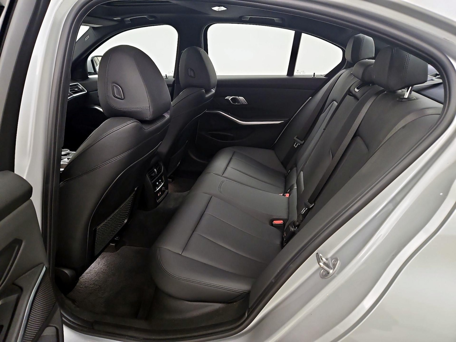 2019 BMW 3 Series 330i - Photo 22