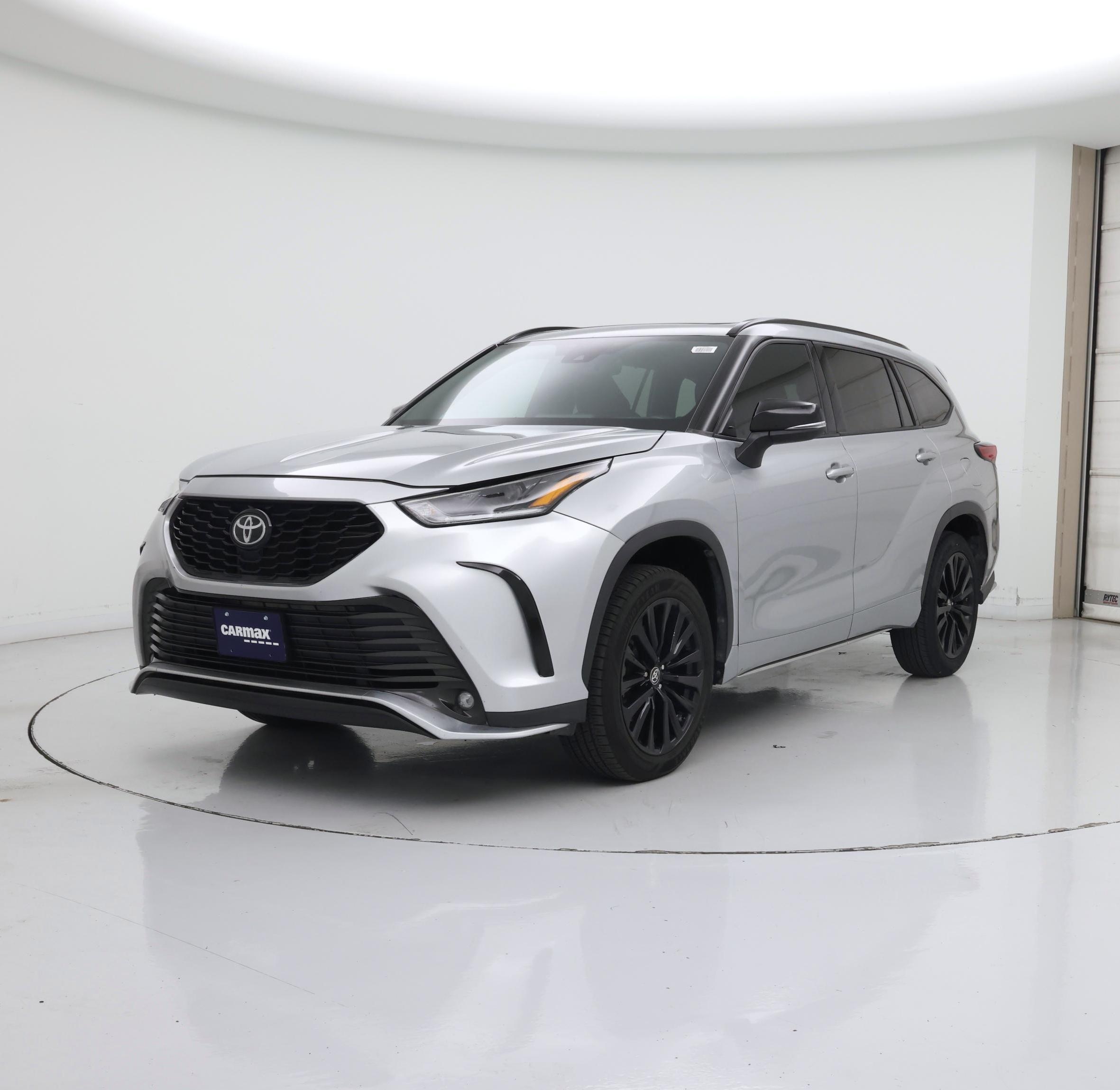 Thumbnail: 2021 Toyota Highlander - 4