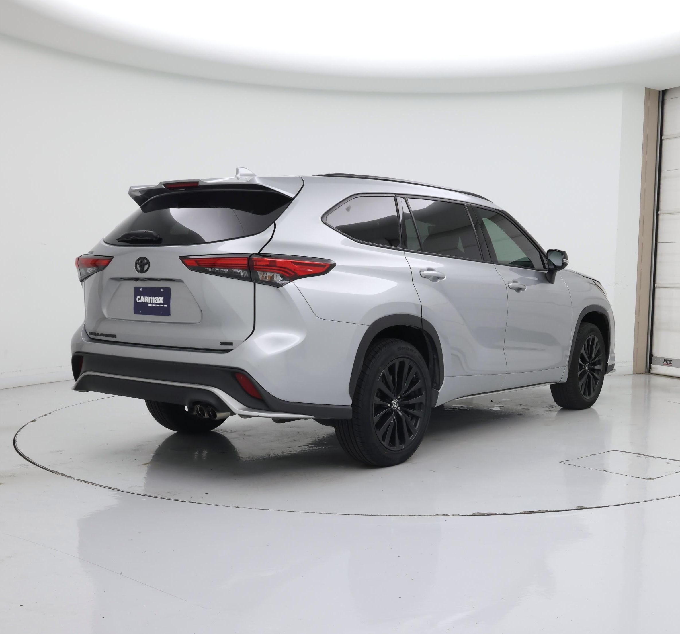 Thumbnail: 2021 Toyota Highlander - 8