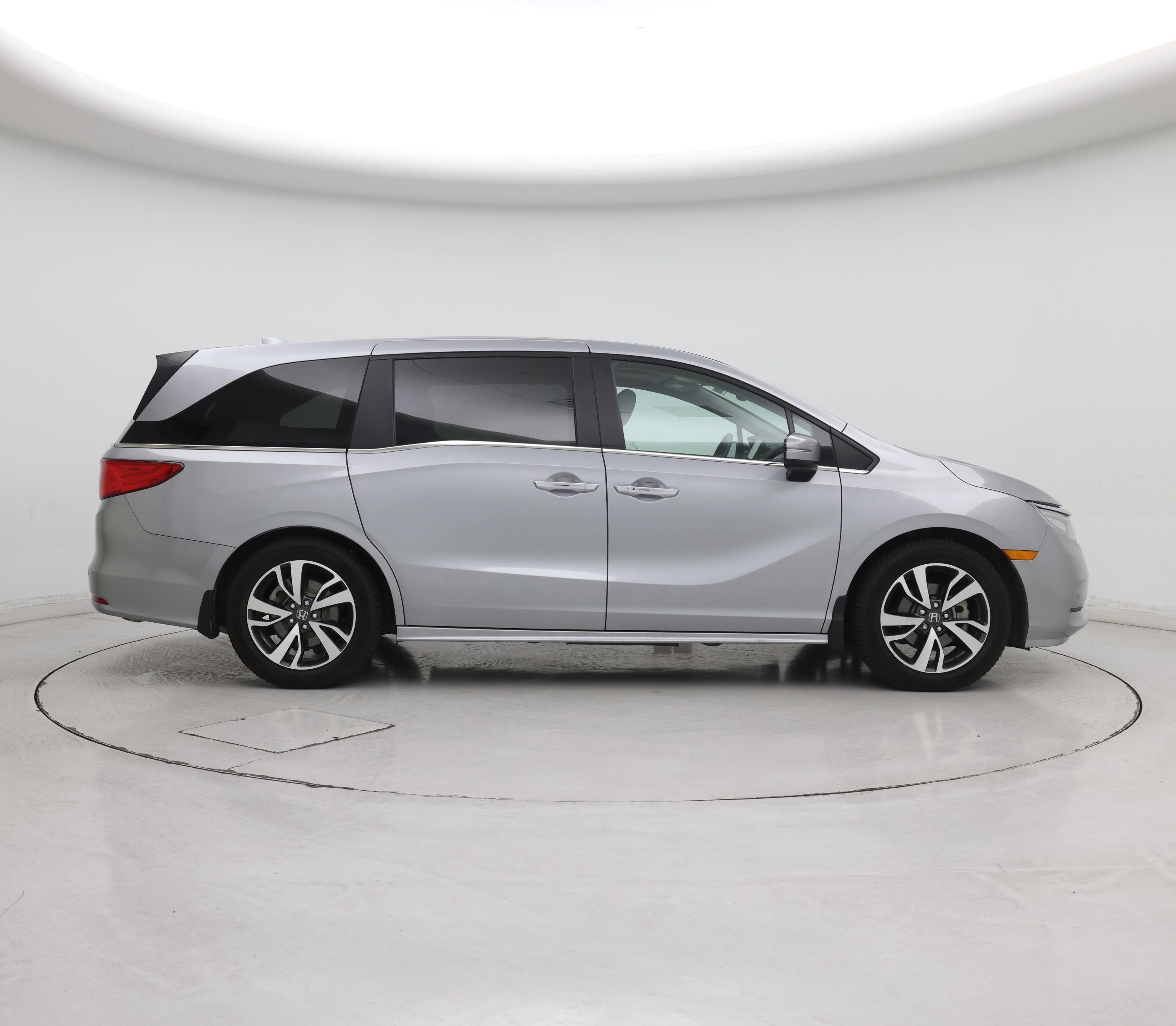 Thumbnail: 2021 Honda Odyssey - 7