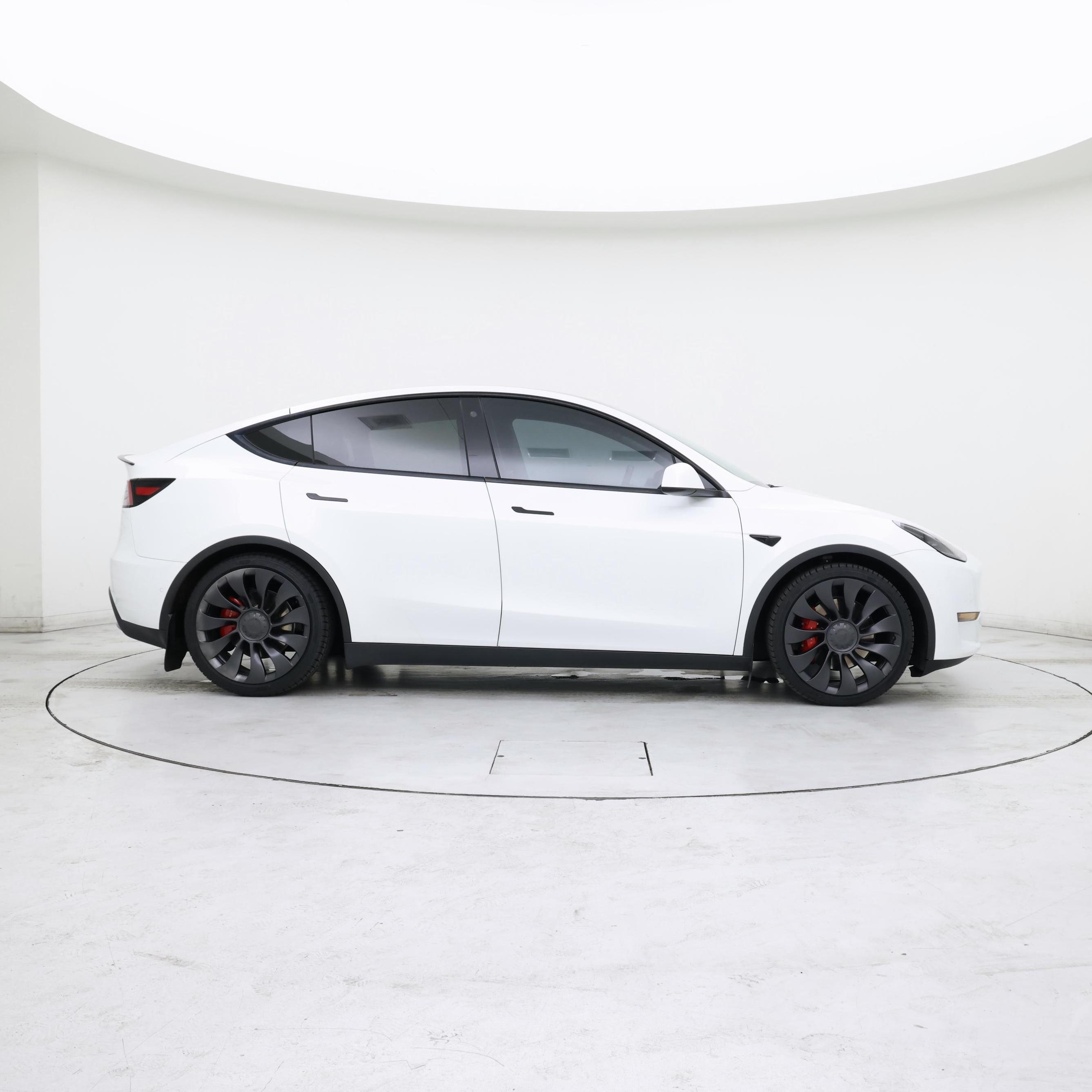 Thumbnail: 2022 Tesla Model Y - 7