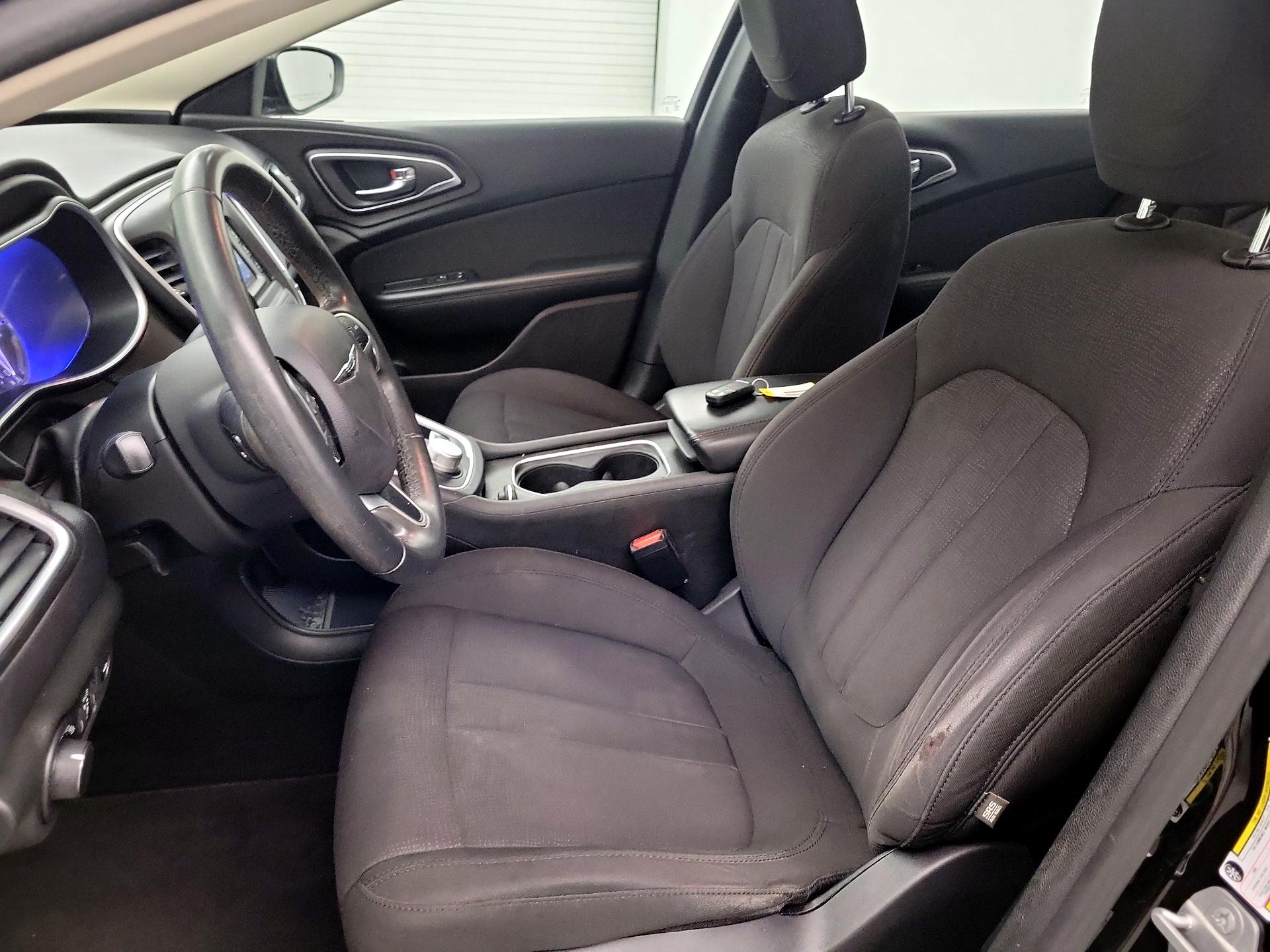Thumbnail: 2015 Chrysler 200 - 11