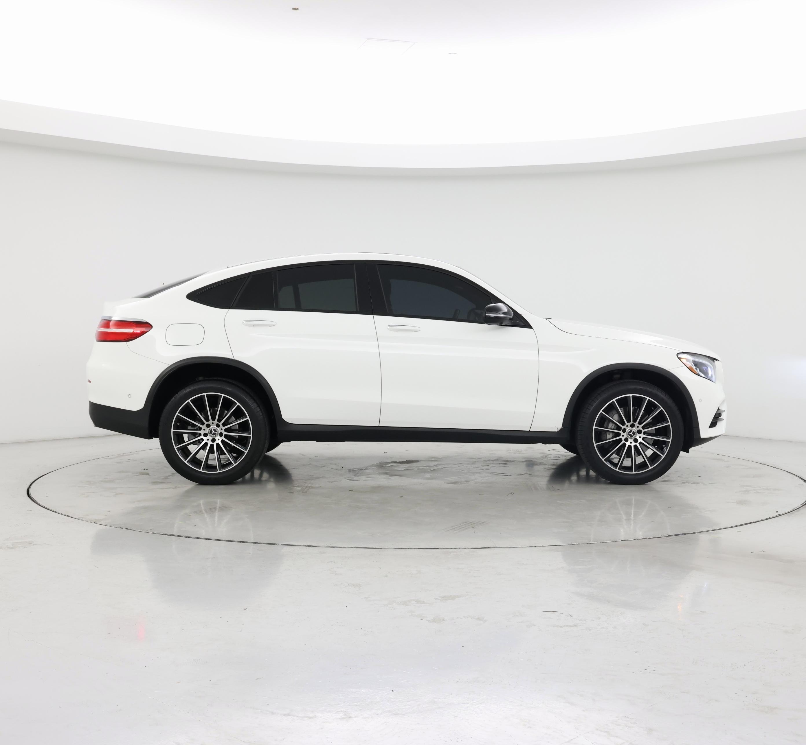 Thumbnail: 2019 Mercedes-Benz GLC - 7