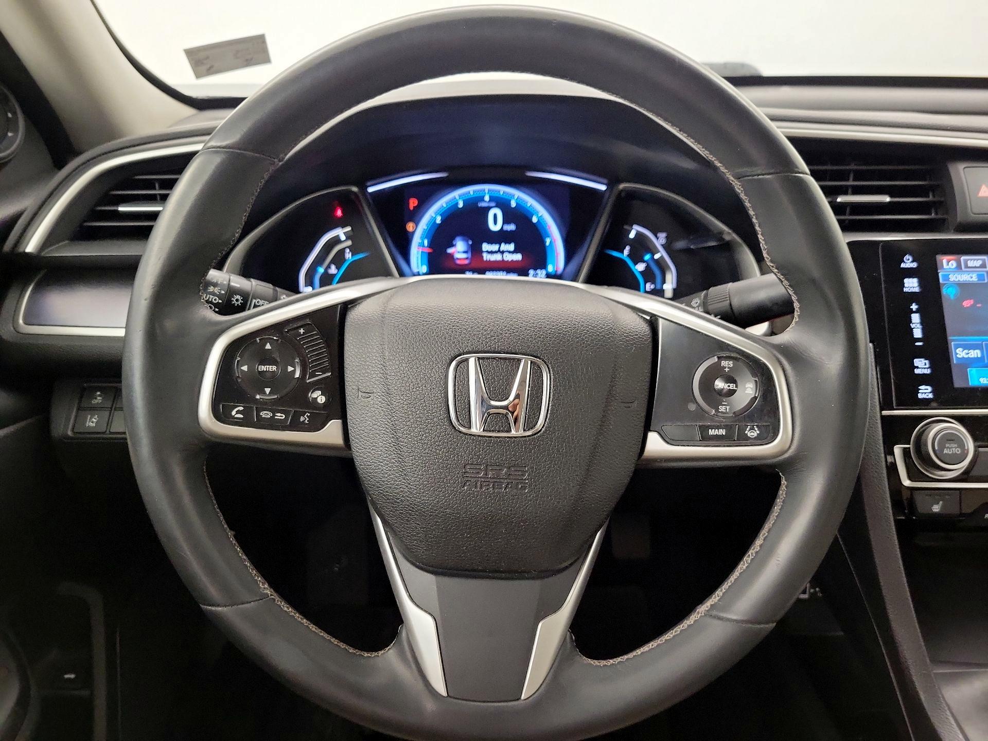 Thumbnail: 2016 Honda Civic - 10