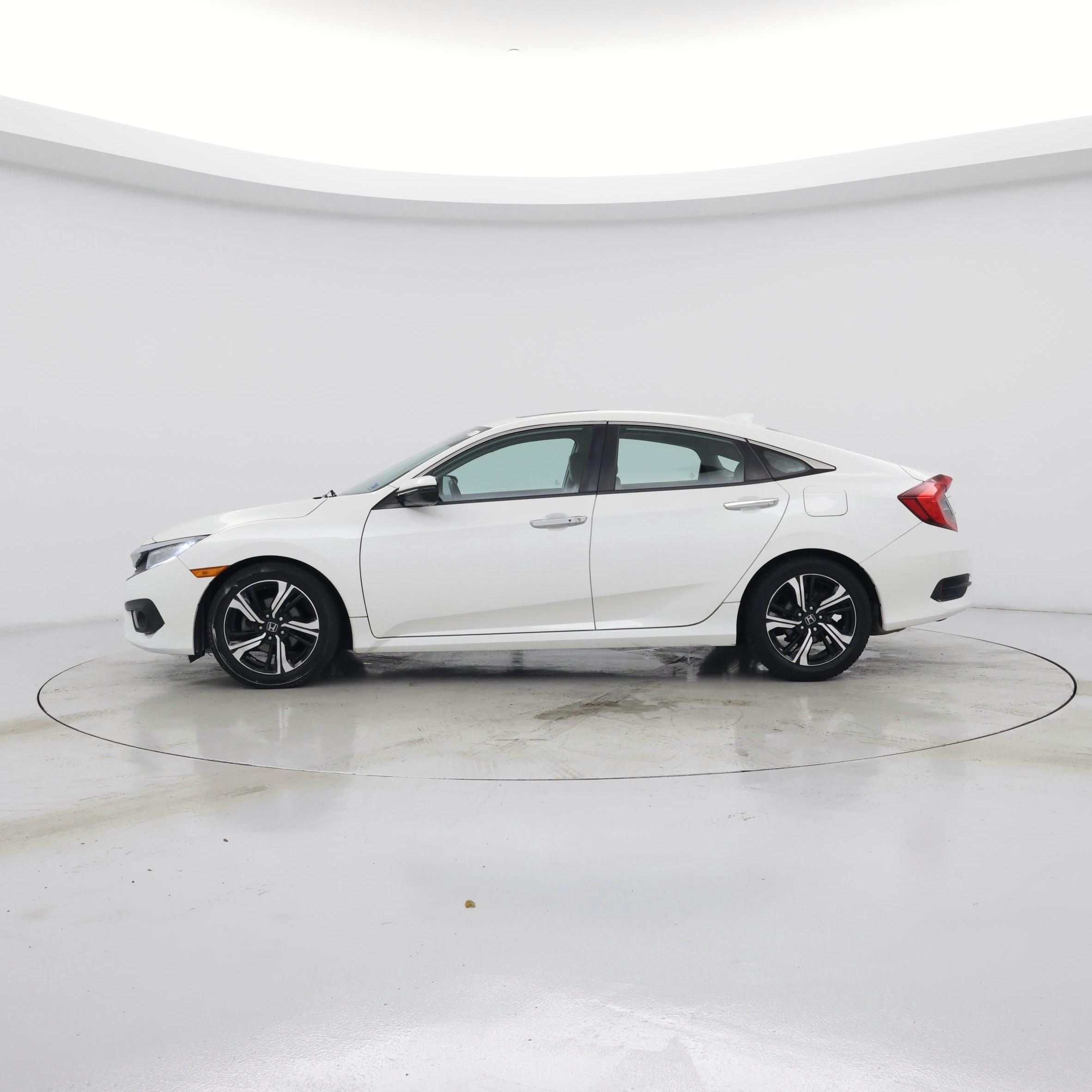 Thumbnail: 2016 Honda Civic - 3