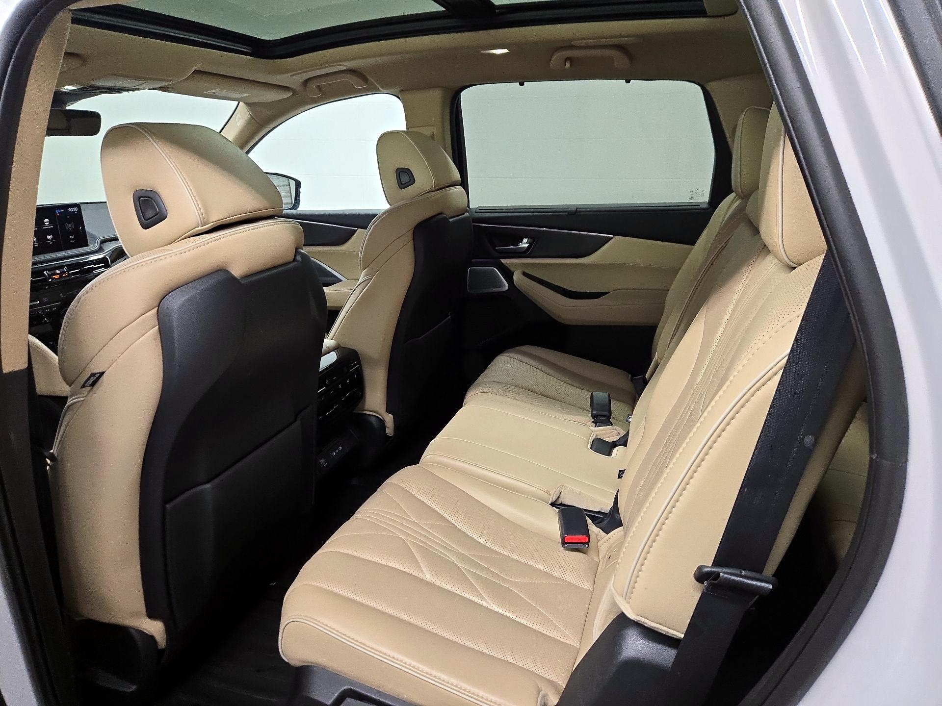 Thumbnail: 2025 Acura MDX - 20